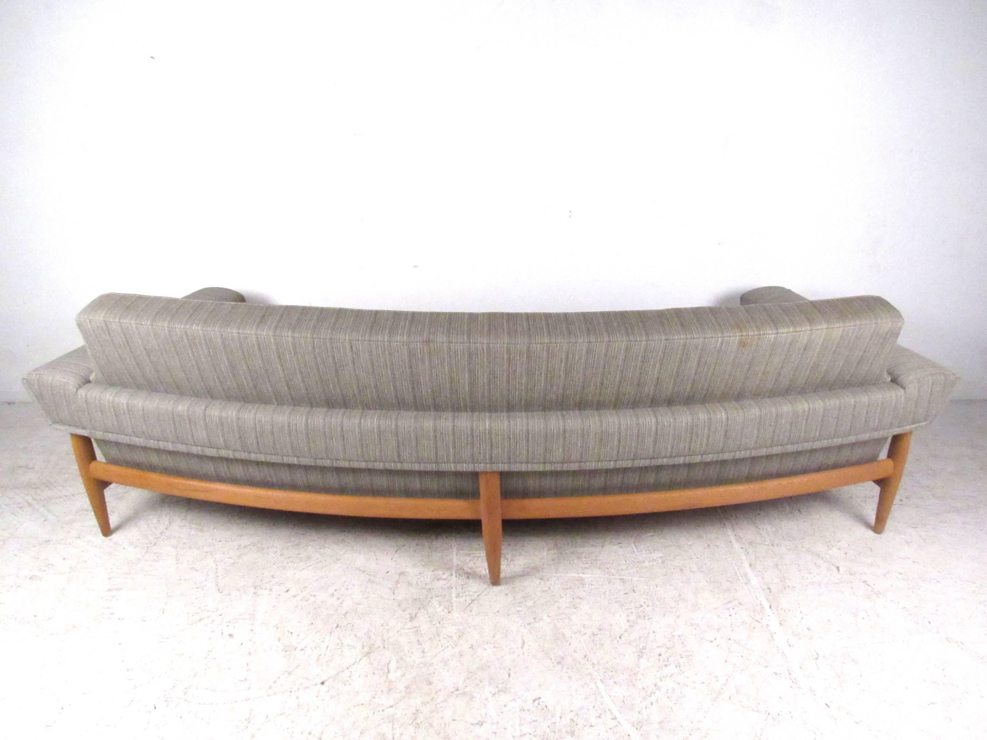 Mid-Century Modern Vintage Modern Johannes Andersen Sofa and Lounge Chairs for Trensum For Sale