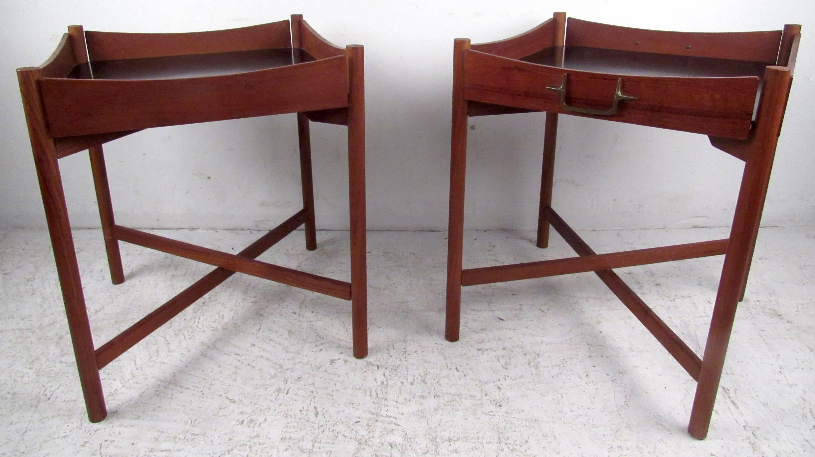 Collapsible Teak Tray Tables Pair by Mogens Lysell In Good Condition For Sale In Brooklyn, NY