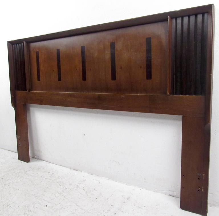 MidCentury Lane Style Headboard For Sale at 1stDibs