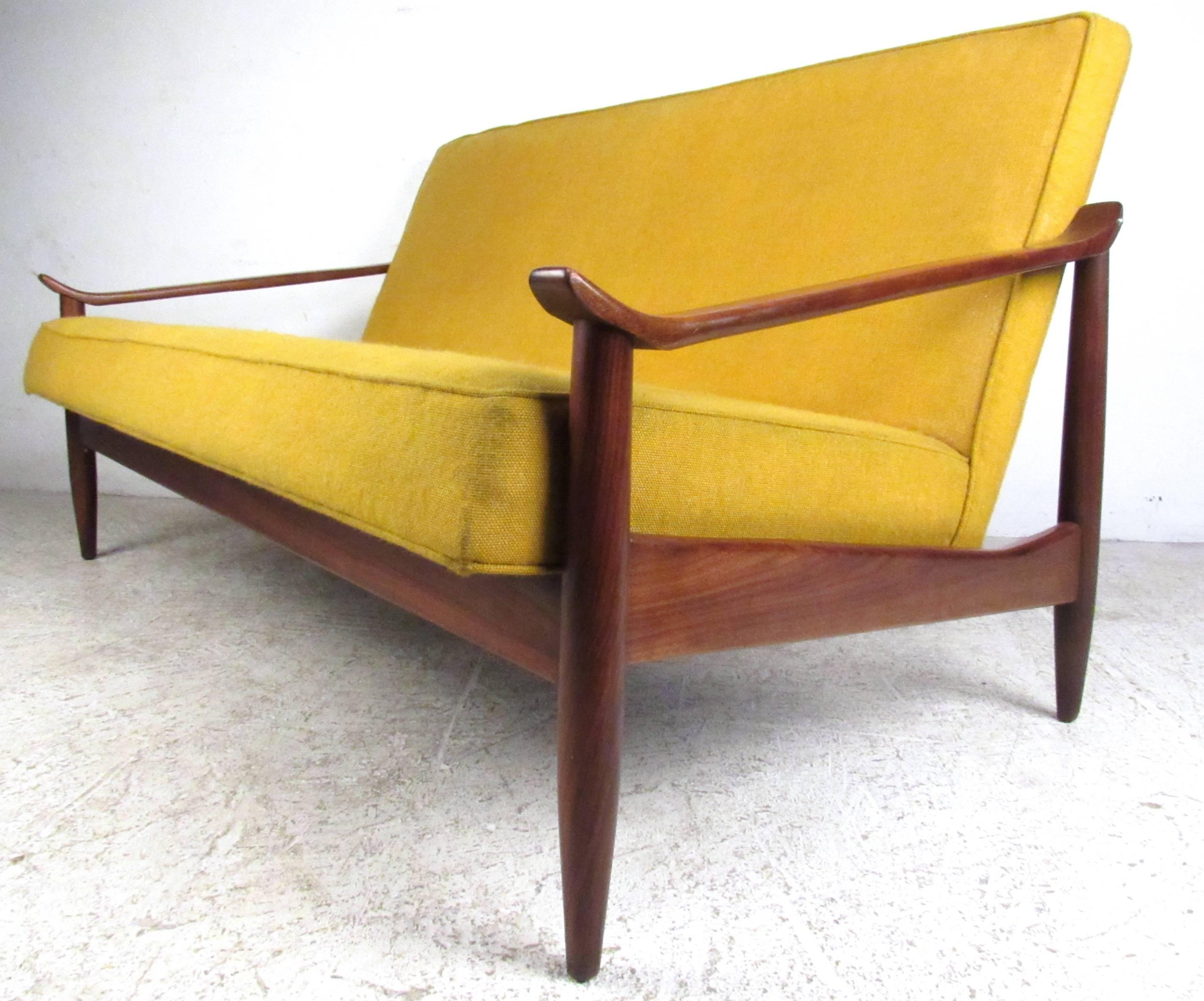 Mid-Century Modern Stunning Scandinavian Modern Teak Love Seat