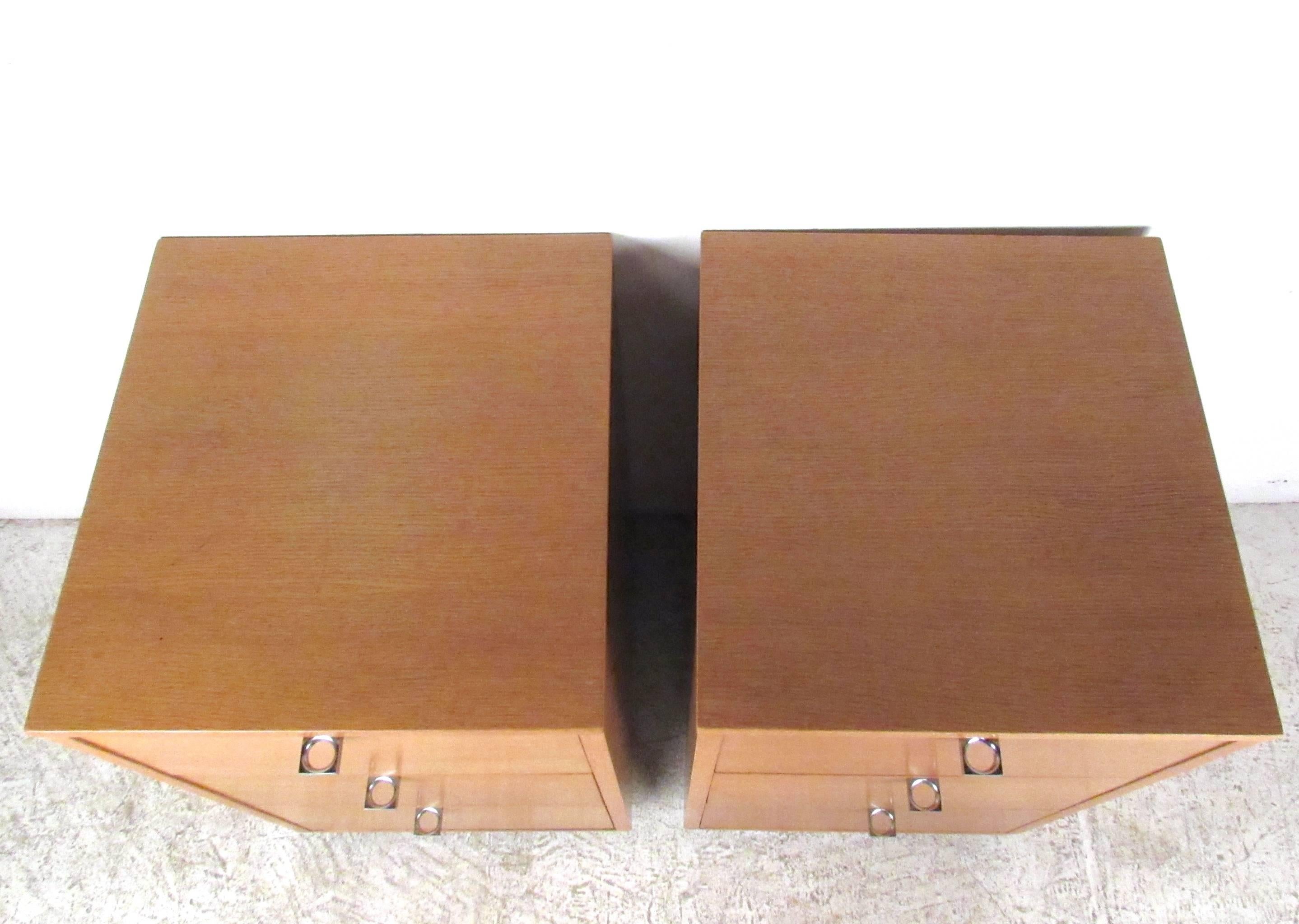 Mid-20th Century Pair Mid-Century Kent Coffey Nightstands