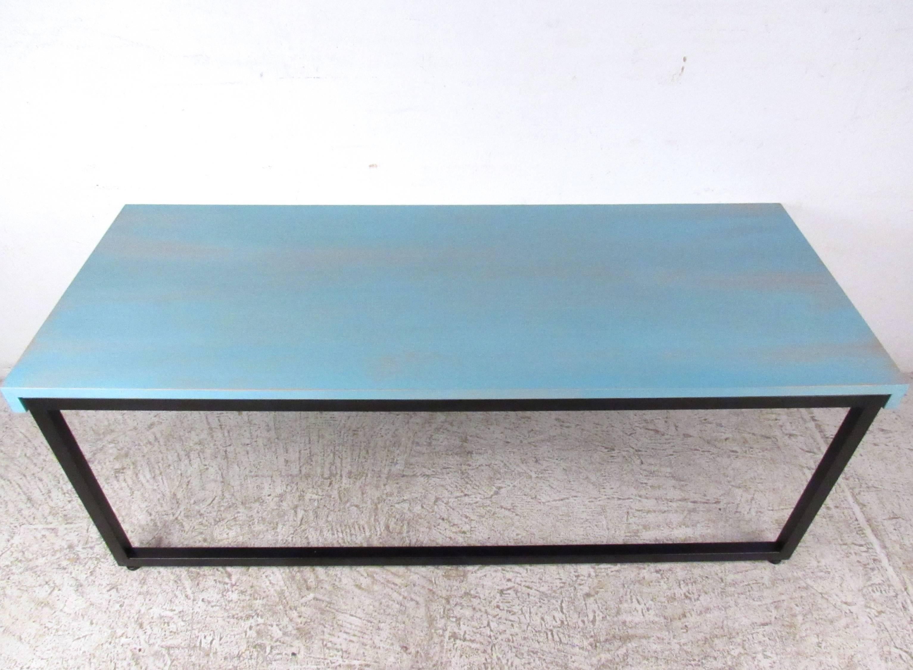 Mid-20th Century Mid-Century Modern Sled Leg Cocktail Table by Knoll