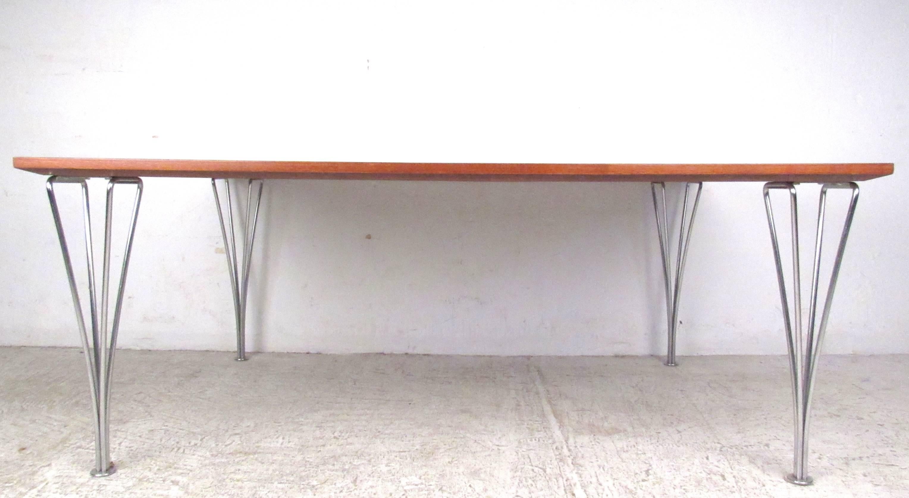 Vintage Coffee Table Attributed to Bruno Mathsson 3