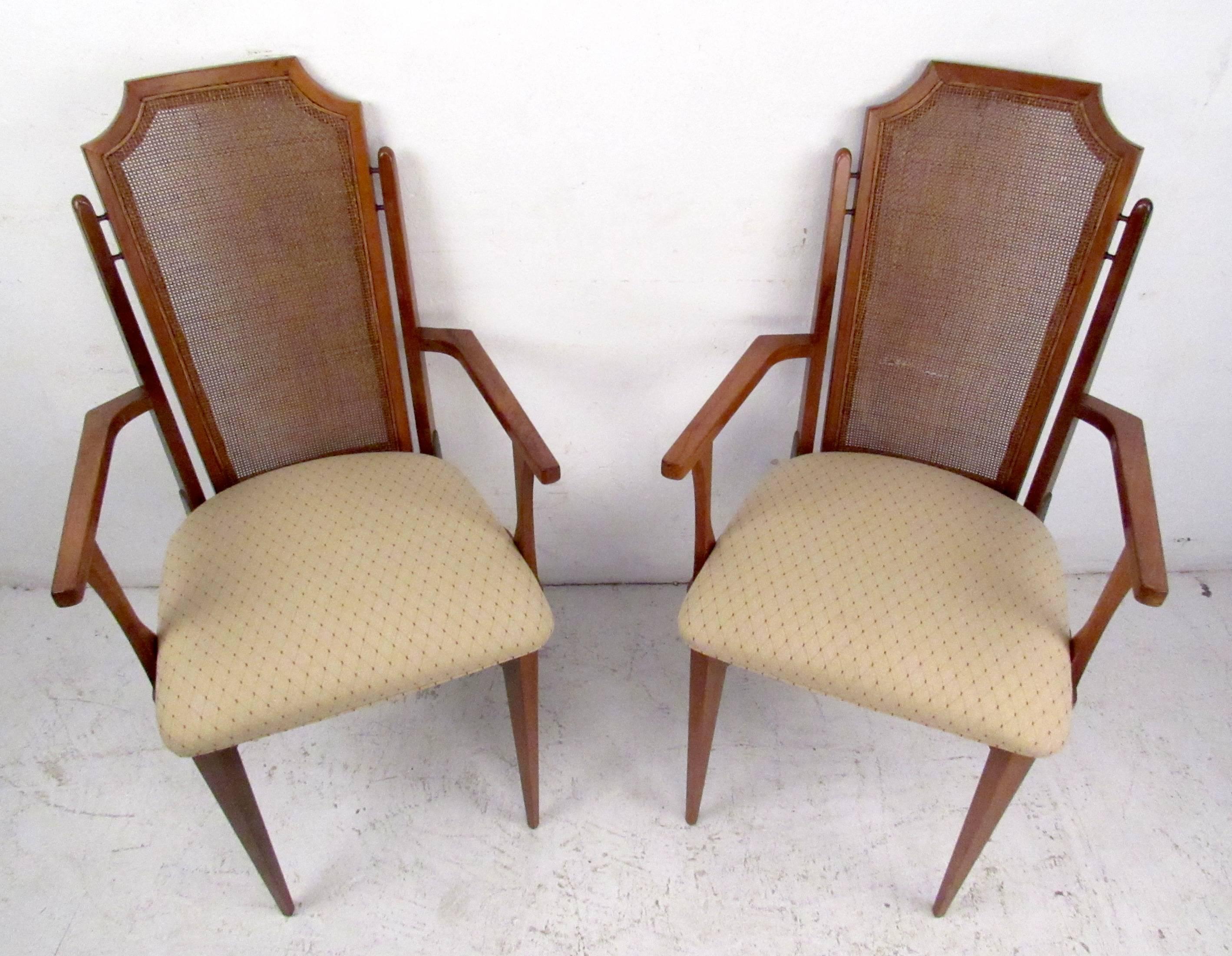 Six Mid-Century Cane Back Dining Room Chairs In Good Condition For Sale In Brooklyn, NY