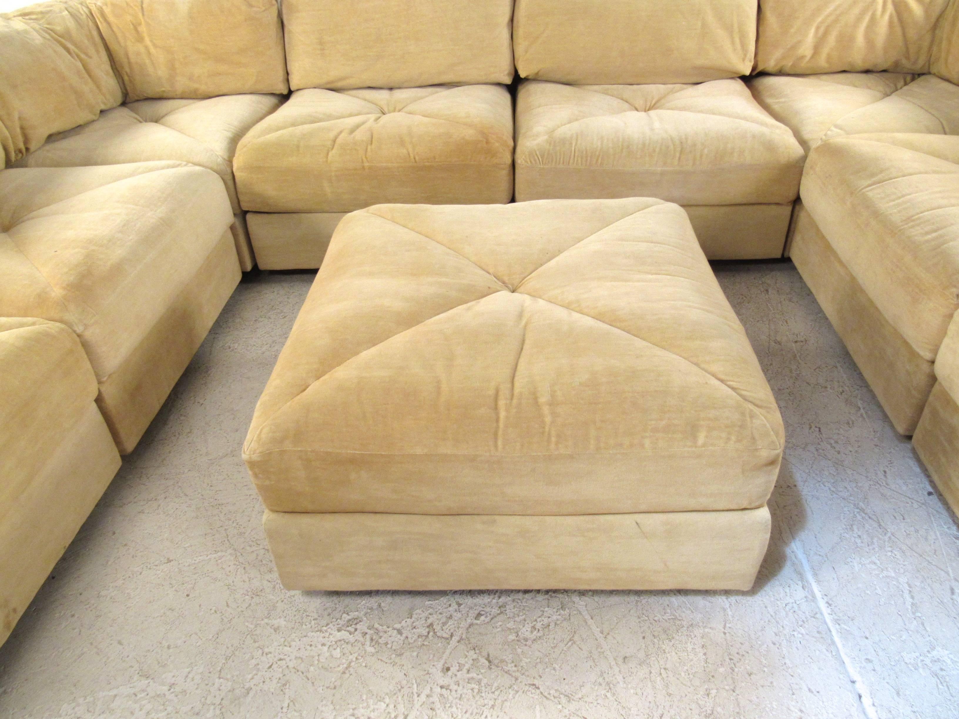 Late 20th Century Mid-Century Modern Sectional Sofa by Selig