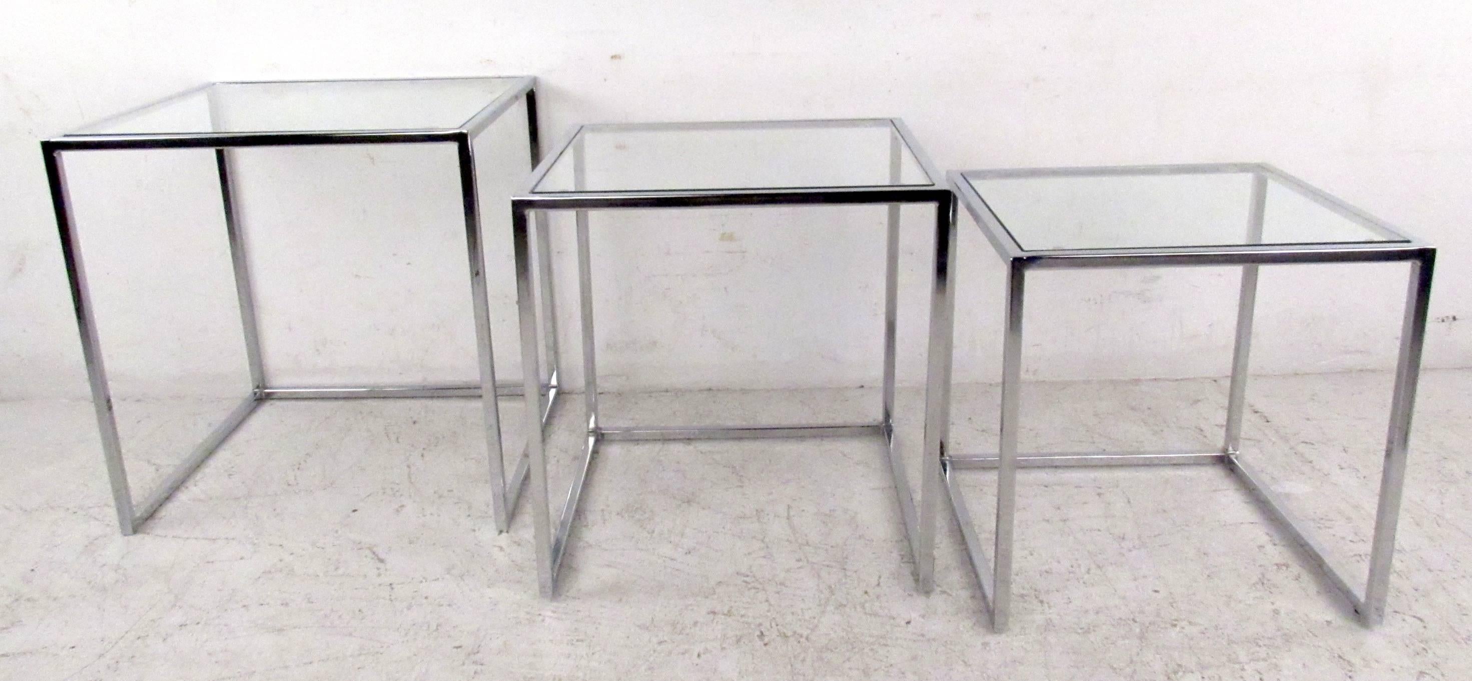 Mid-20th Century Vintage Modern Nesting Tables after Milo Baughman