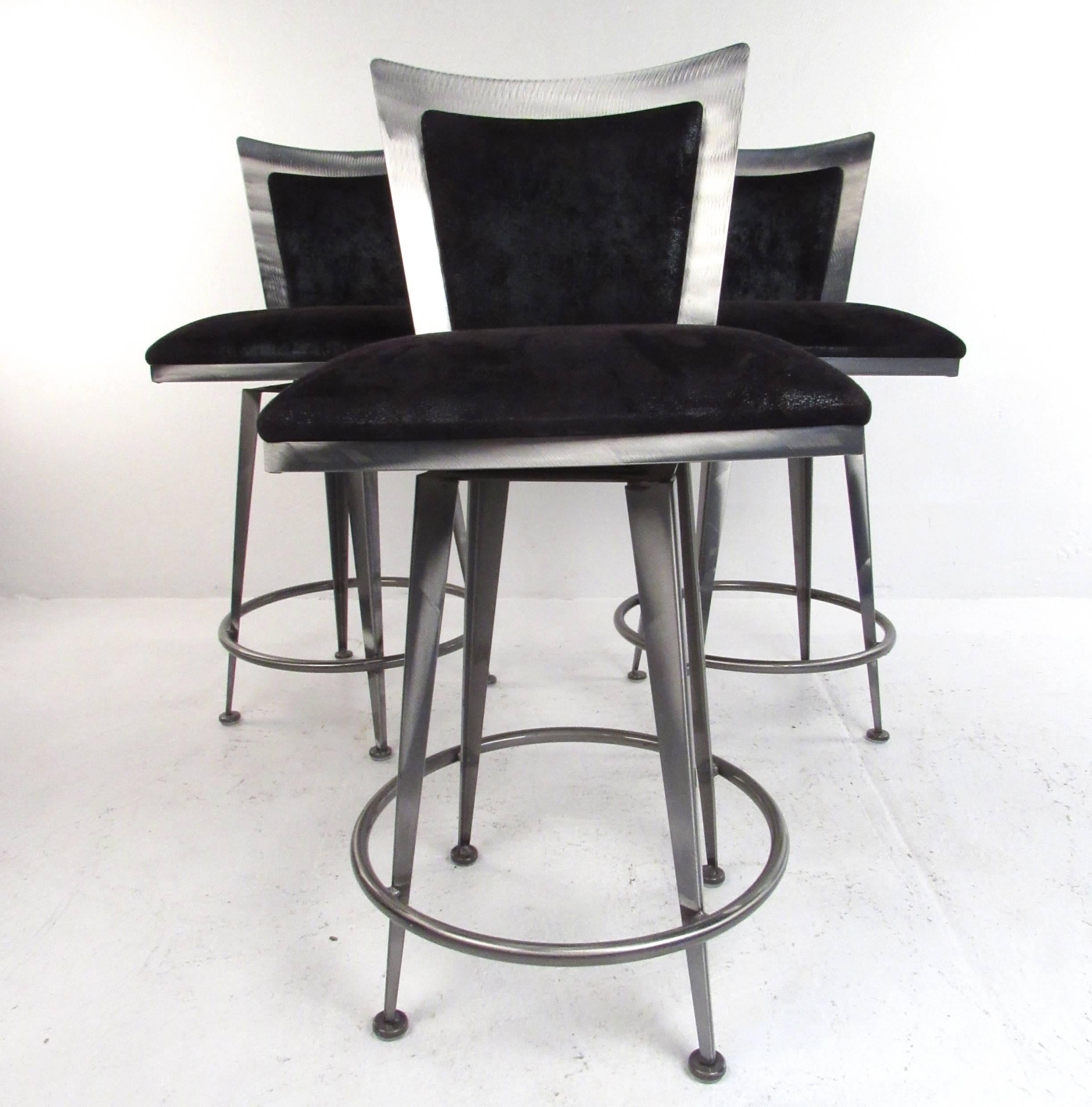 Mid-Century Modern Set of Three Italian Modern Swivel Barstools For Sale