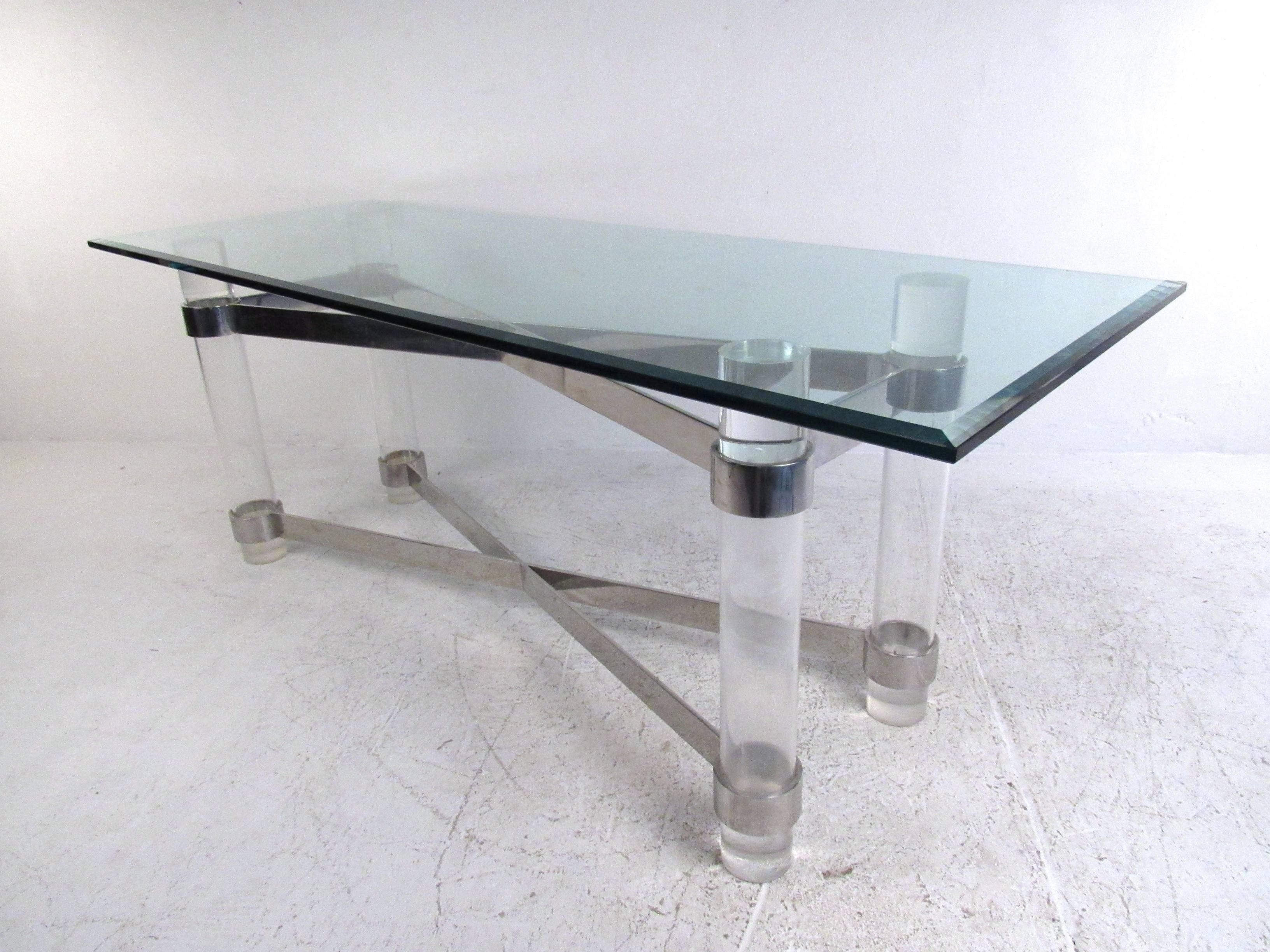 Mid-Century Karl Springer Style Lucite and Chrome Console Table In Good Condition For Sale In Brooklyn, NY