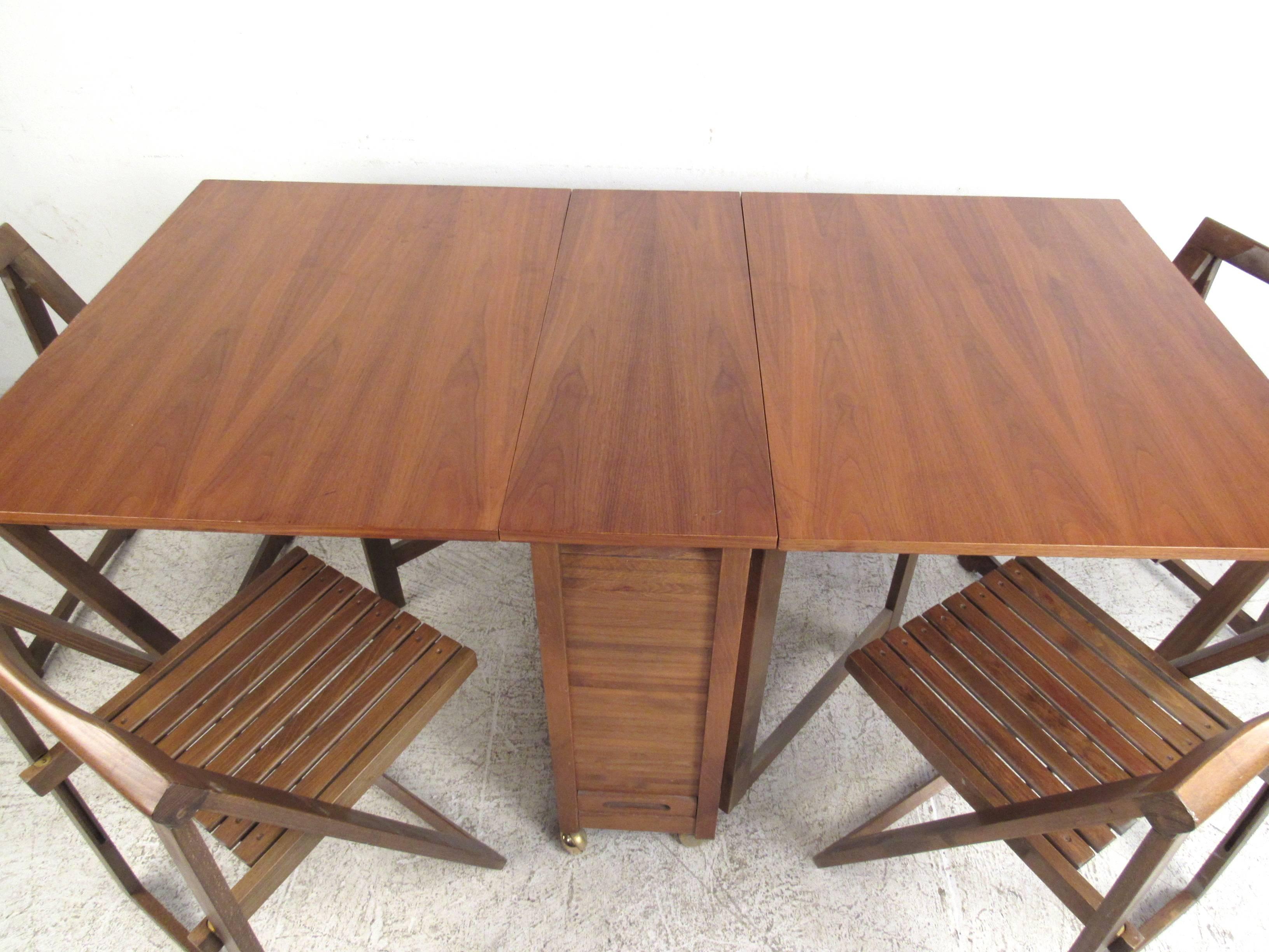 Danish Mid-Century Modern Drop-Leaf Table with Chairs