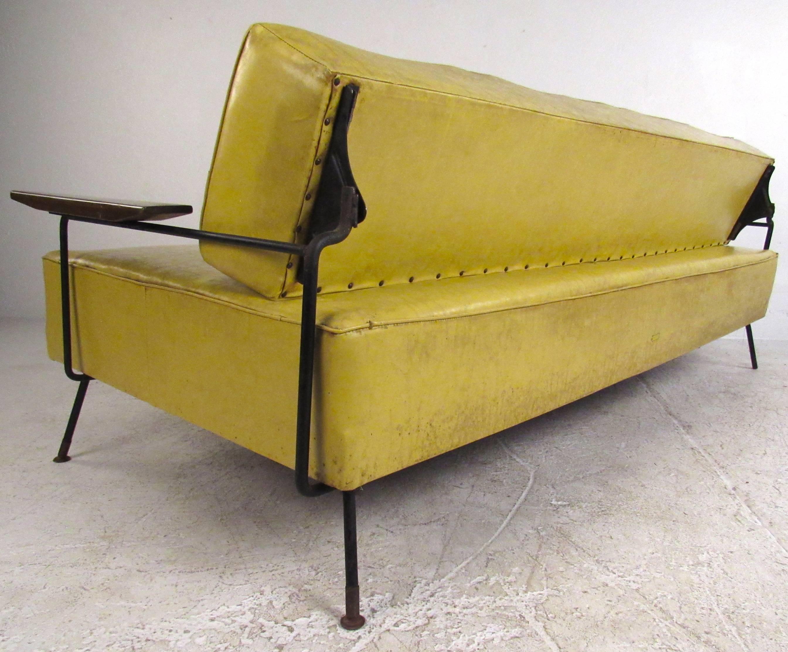 American Midcentury Vinyl Daybed by Richard McCarthy for Selrite