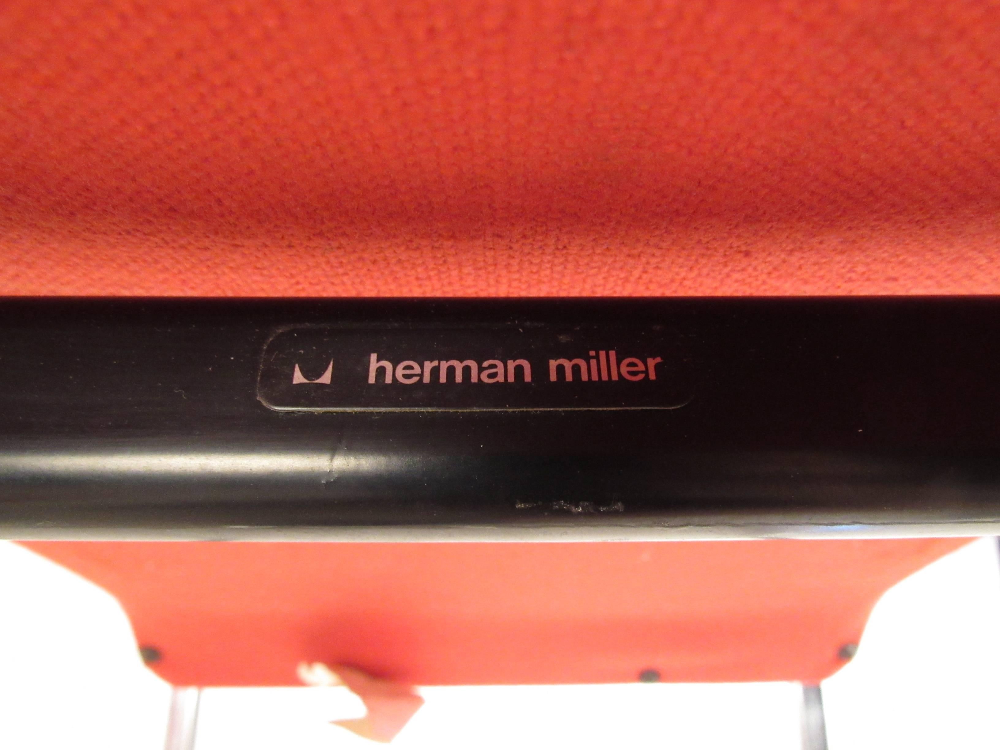 Late 20th Century Pair of Rare Herman Miller Rocking Chairs by Peter Protzmann For Sale