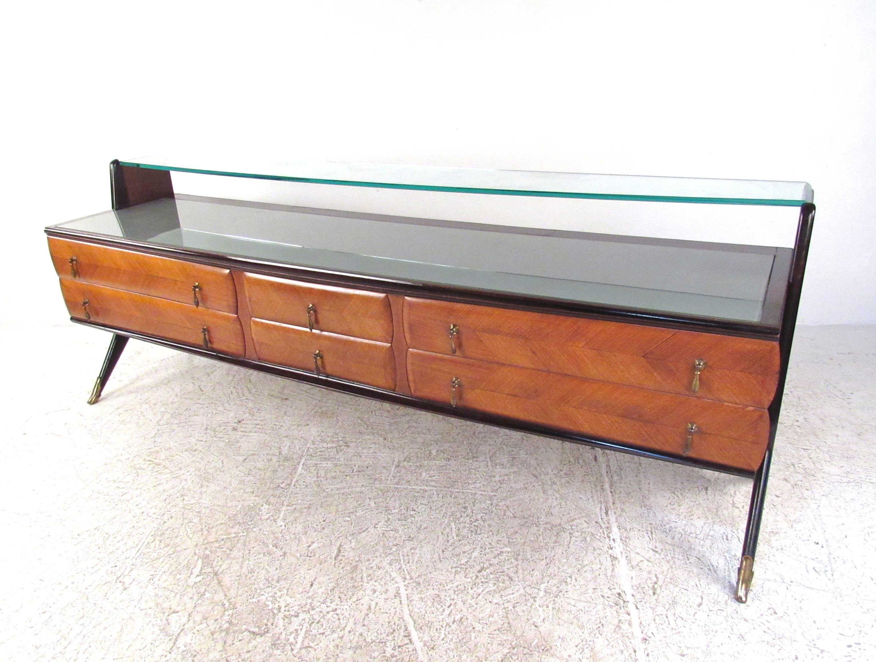 Beveled Mid-Century Modern Italian Sideboard in the Style of Paolo Buffa