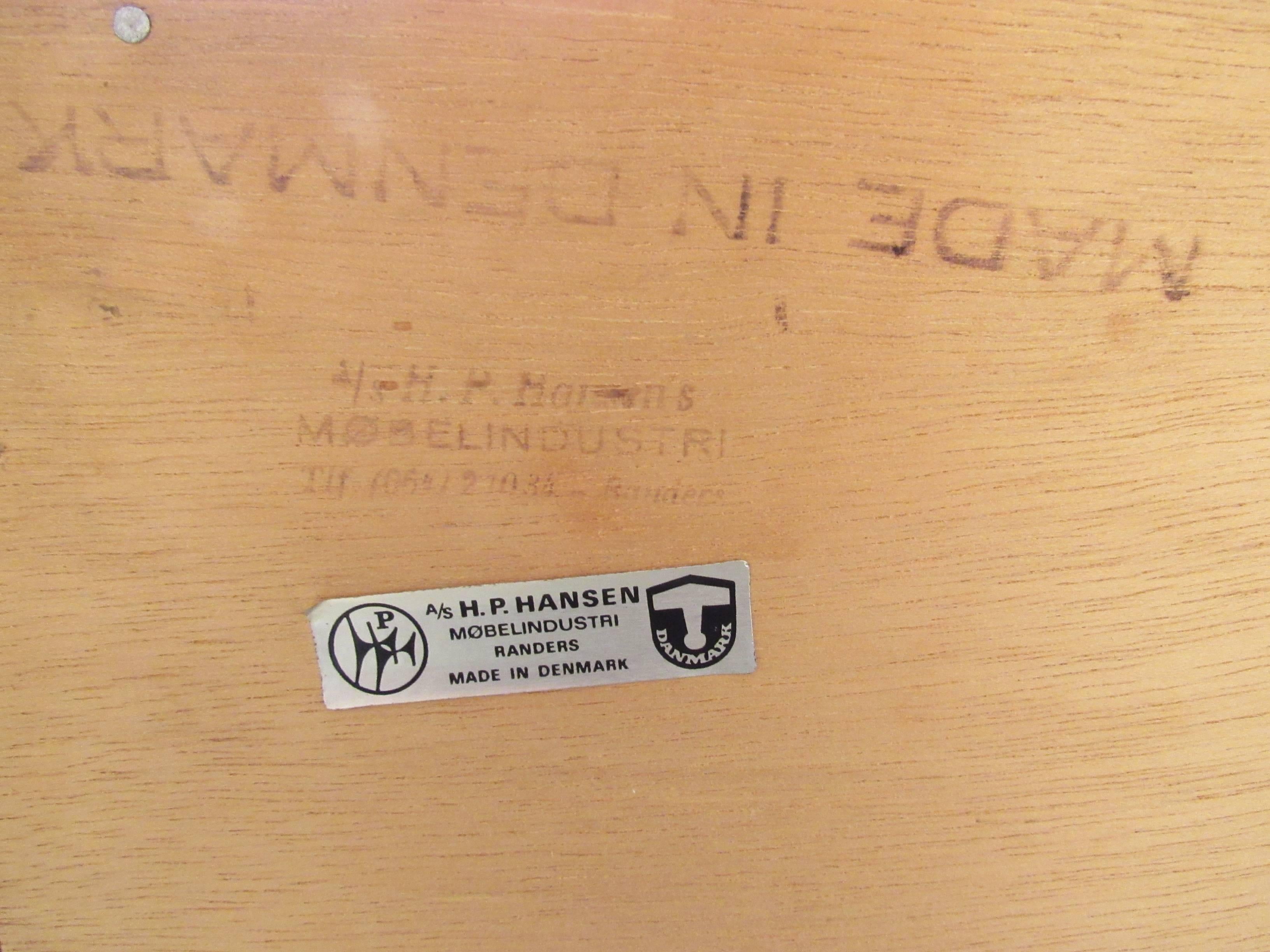 H.P. Dänisches Sideboard aus Teakholz, entworfen von Hansen, Mid-Century im Angebot 4