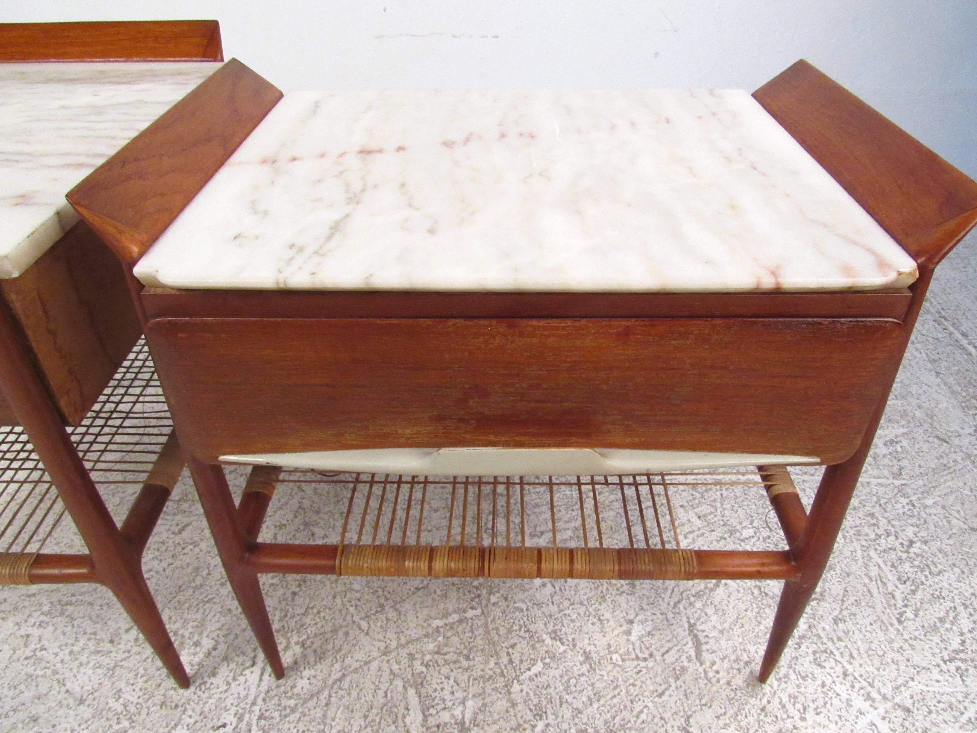 Mid-20th Century Pair of Mid-Century Modern Italian Nightstands with Marble Tops