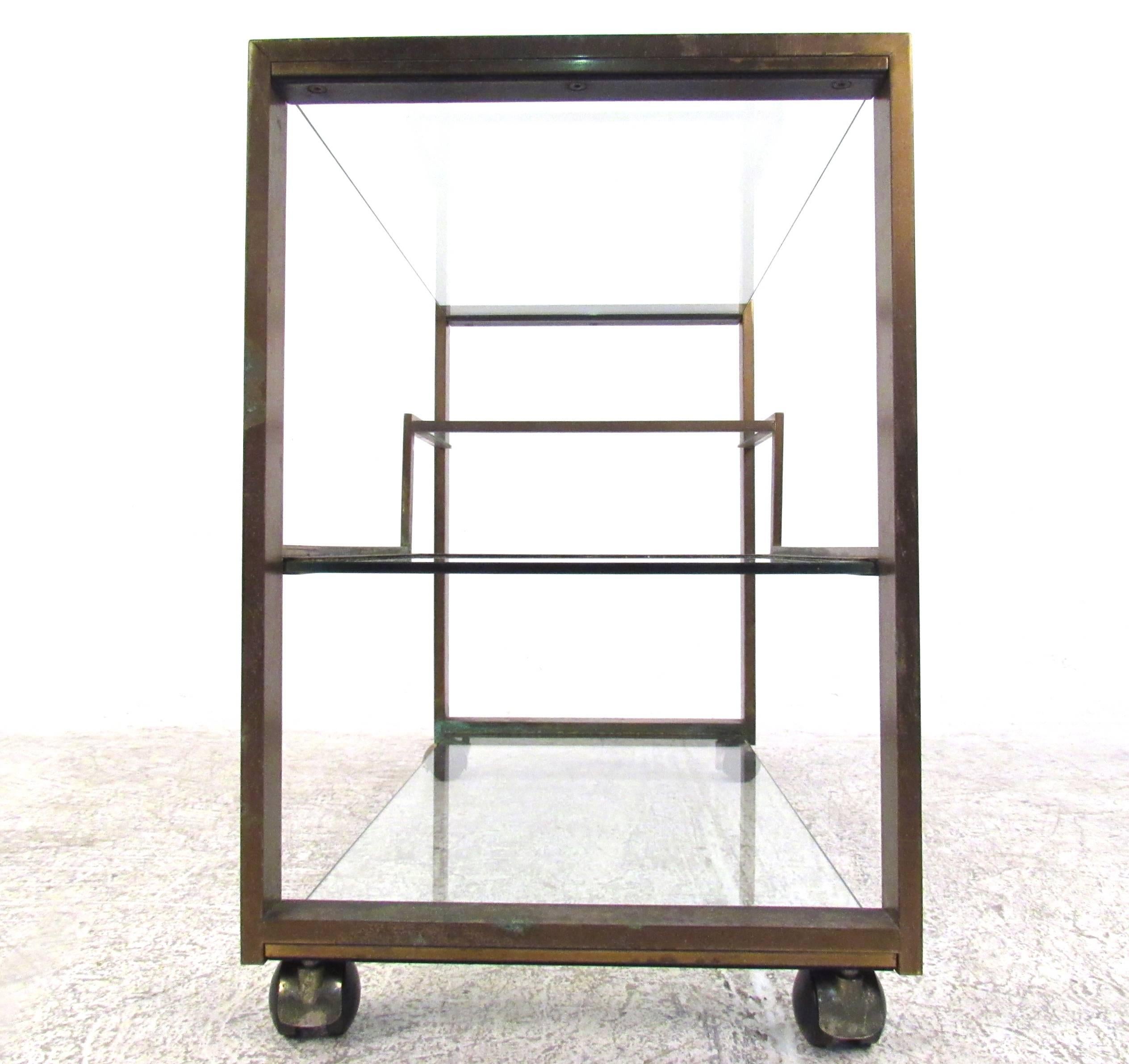 Mid-Century Modern Italian Serving Cart  In Good Condition For Sale In Brooklyn, NY