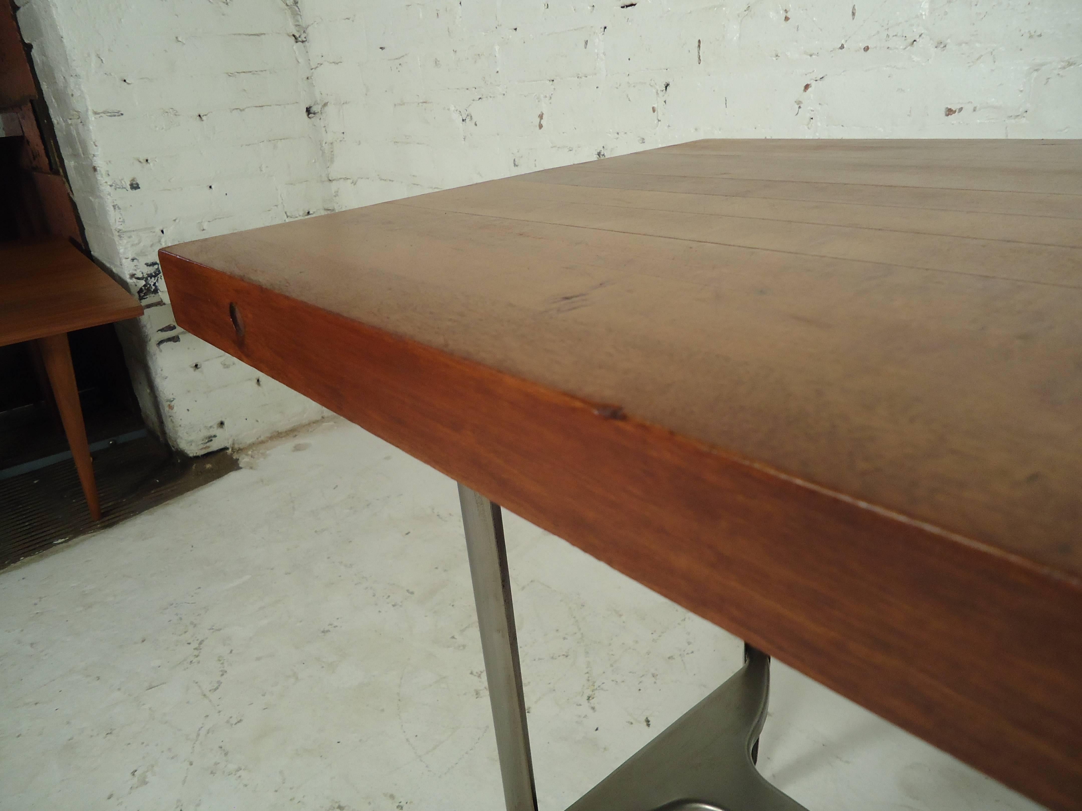 Small Industrial Metal Wood Top Table 5