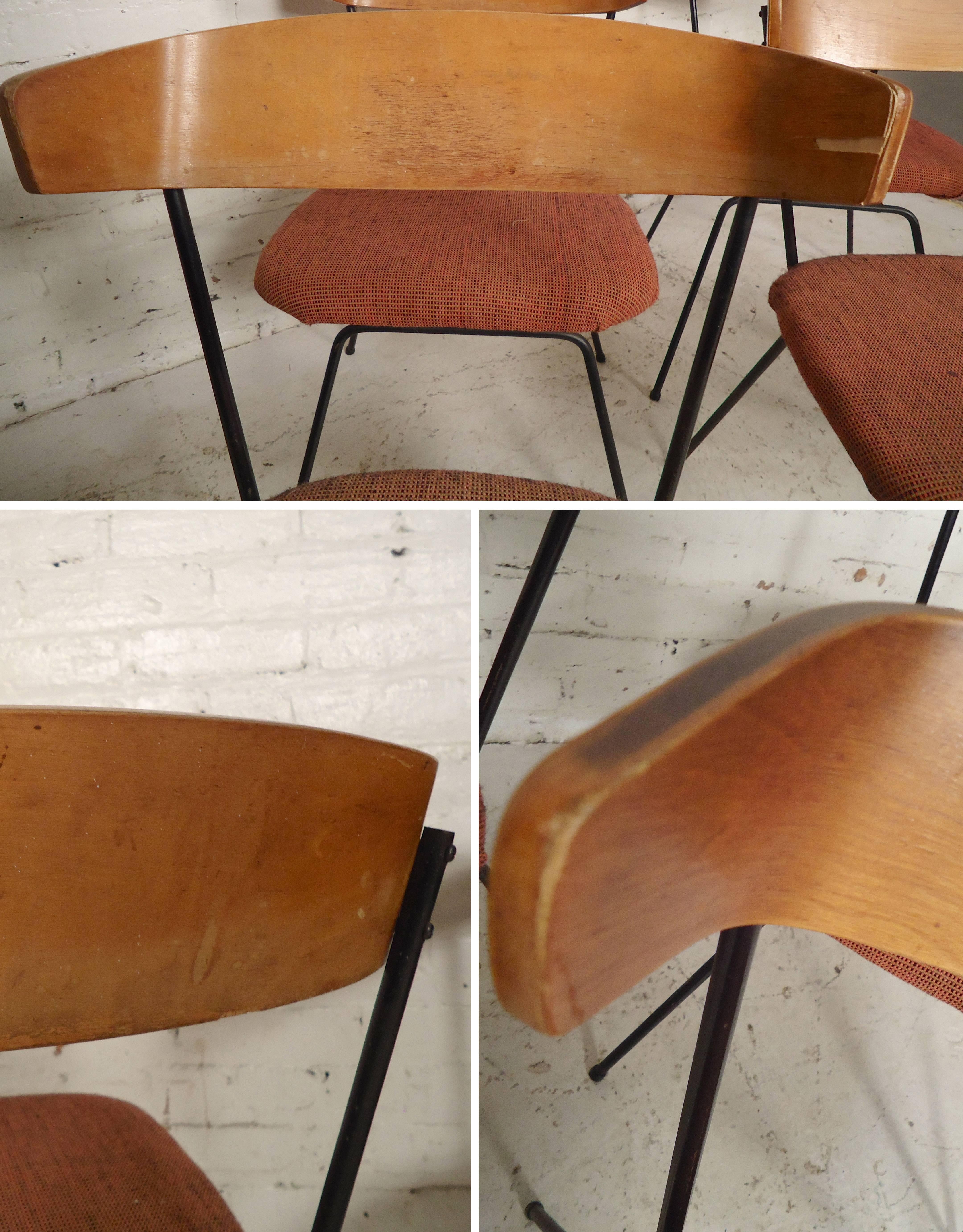 Vintage Modern Dining Set with Hairpin Legs 3