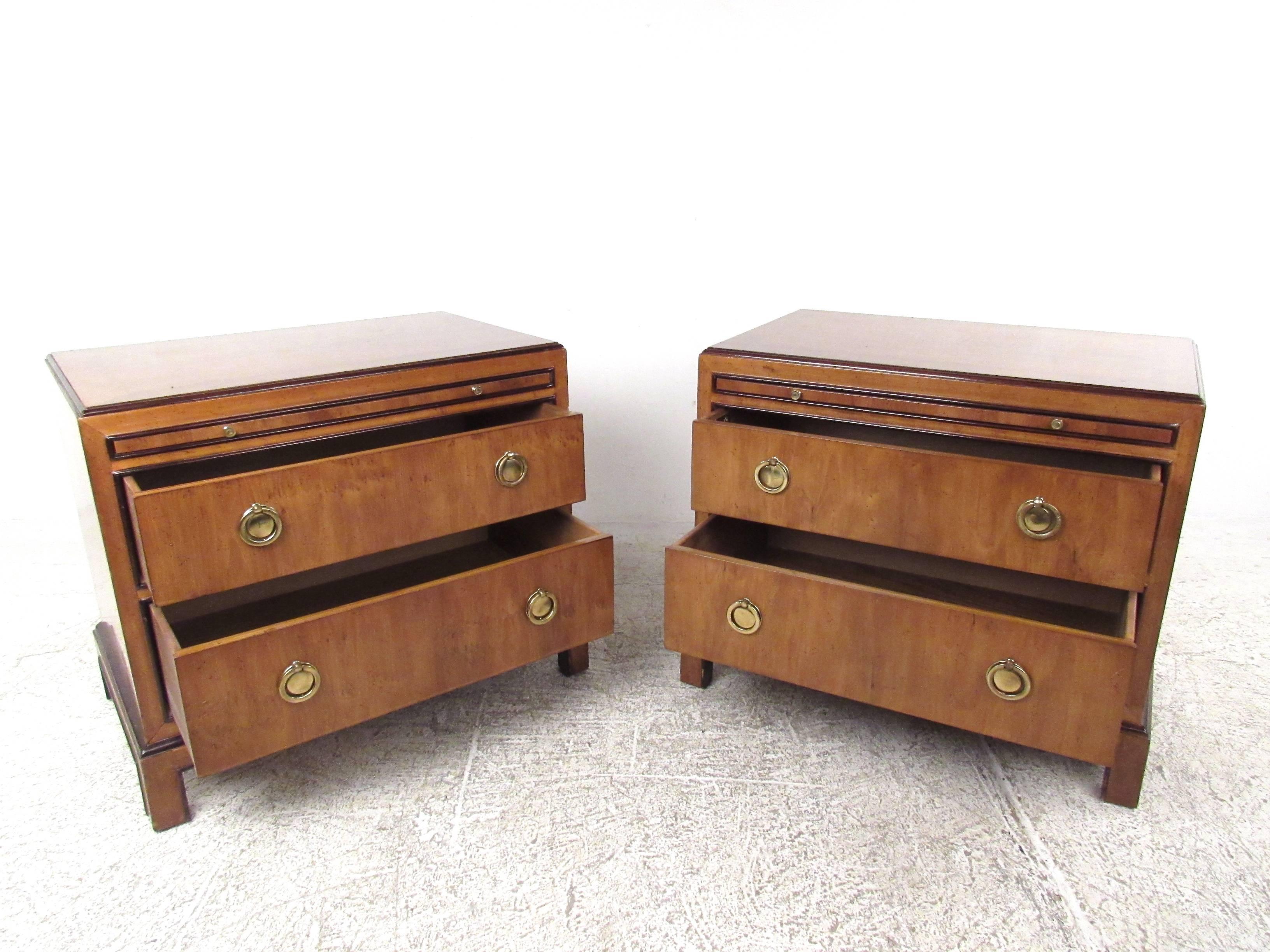 Pair of Mid-Century Modern Bedside Tables by Drexel In Good Condition In Brooklyn, NY