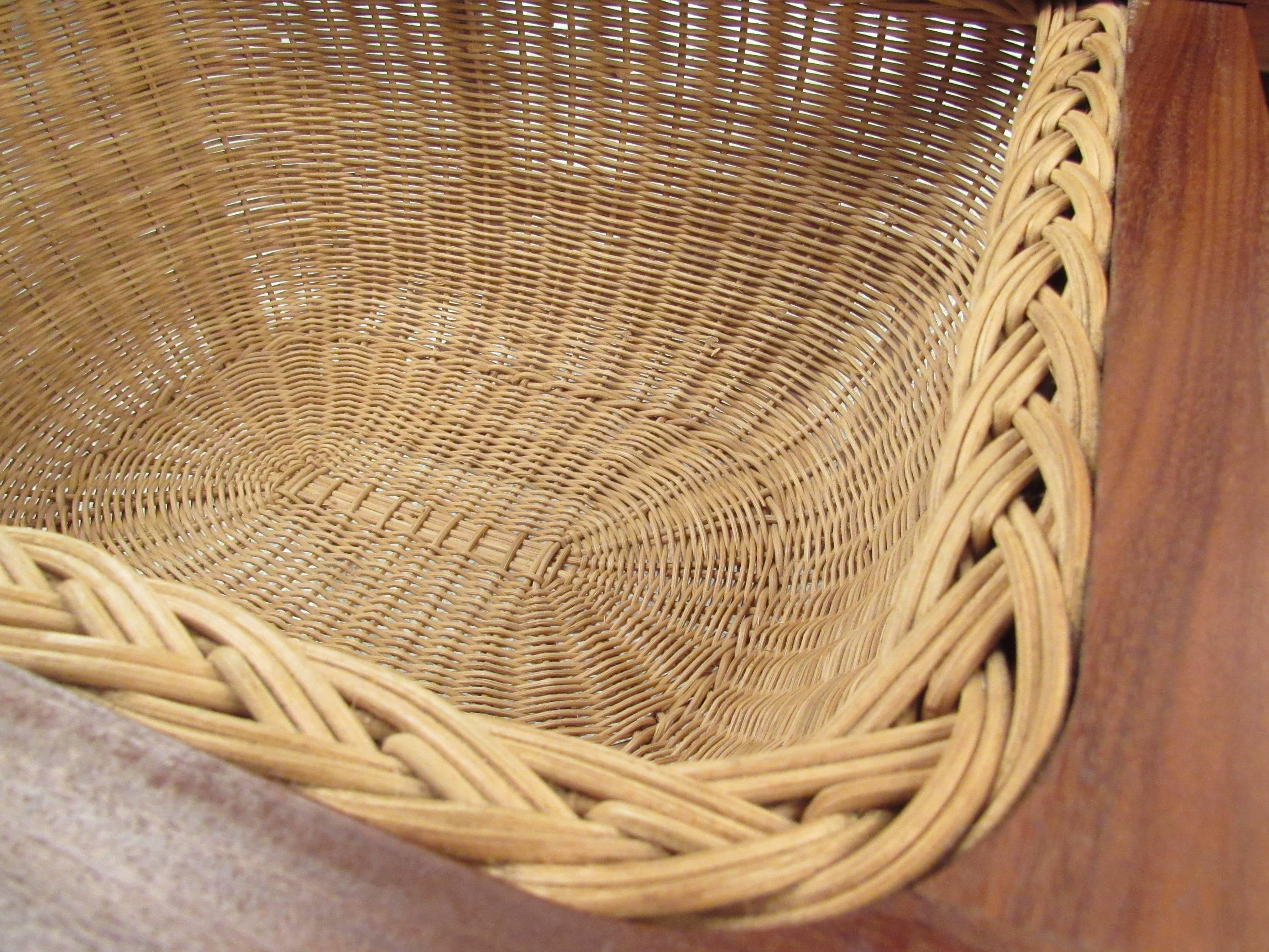 Mid-Century Danish Teak Sewing Basket by Vitre of Denmark 3