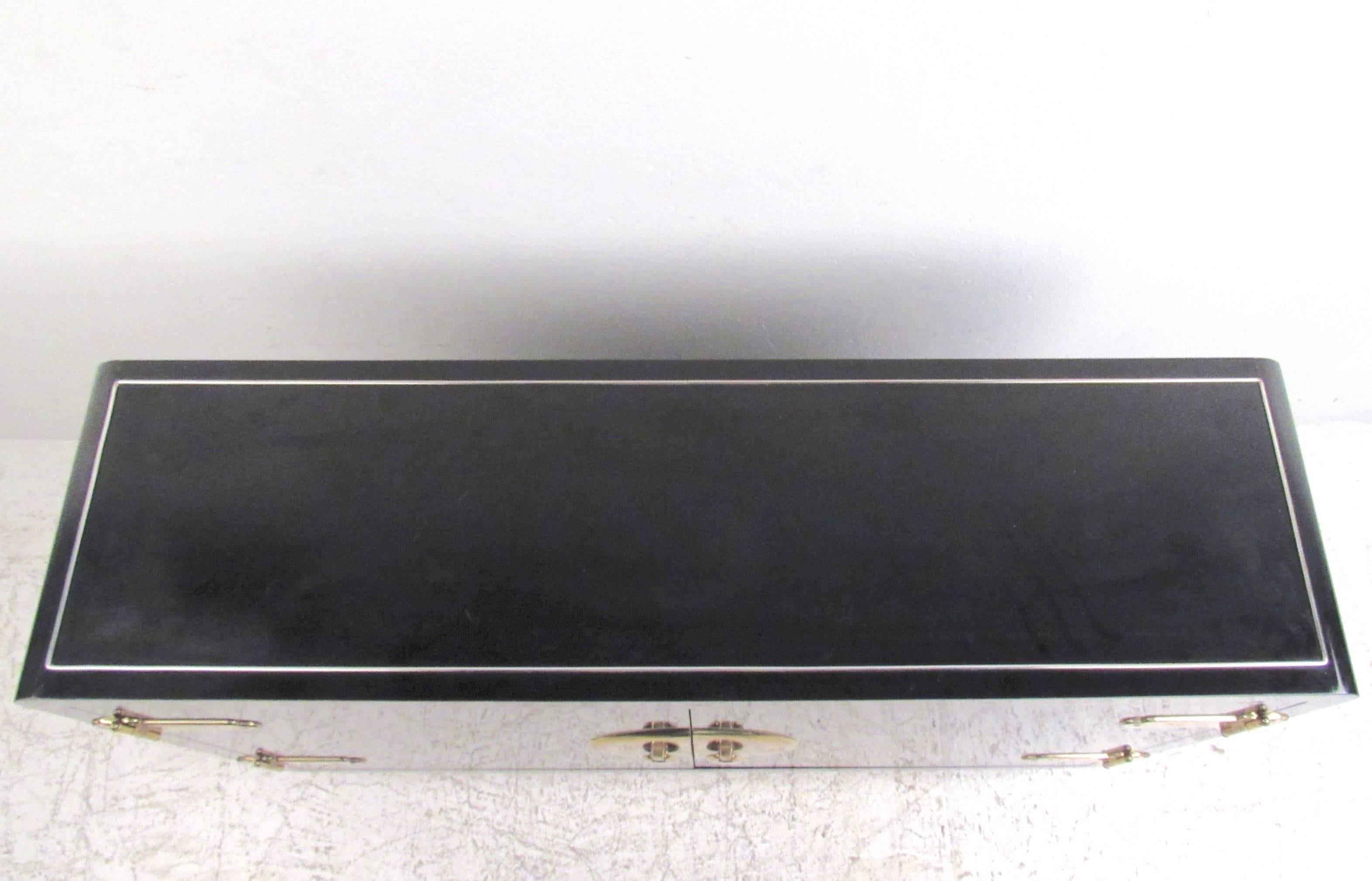 Vintage Modern Asian Inspired Black Lacquer Cabinet by Mastercraft In Good Condition In Brooklyn, NY