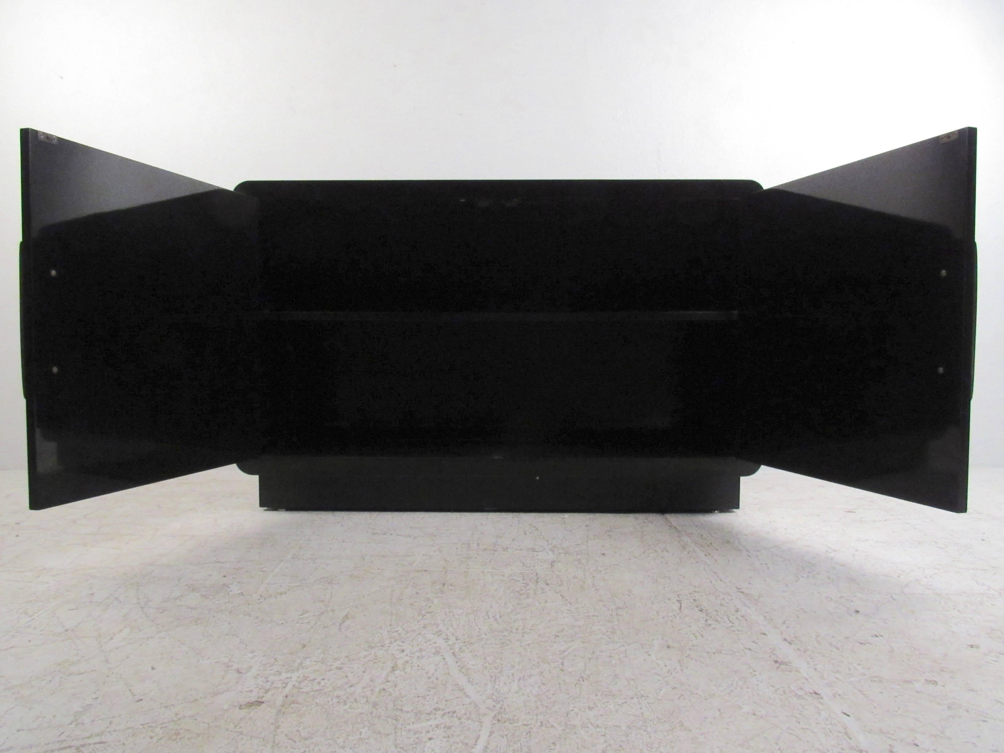20th Century Vintage Modern Asian Inspired Black Lacquer Cabinet by Mastercraft