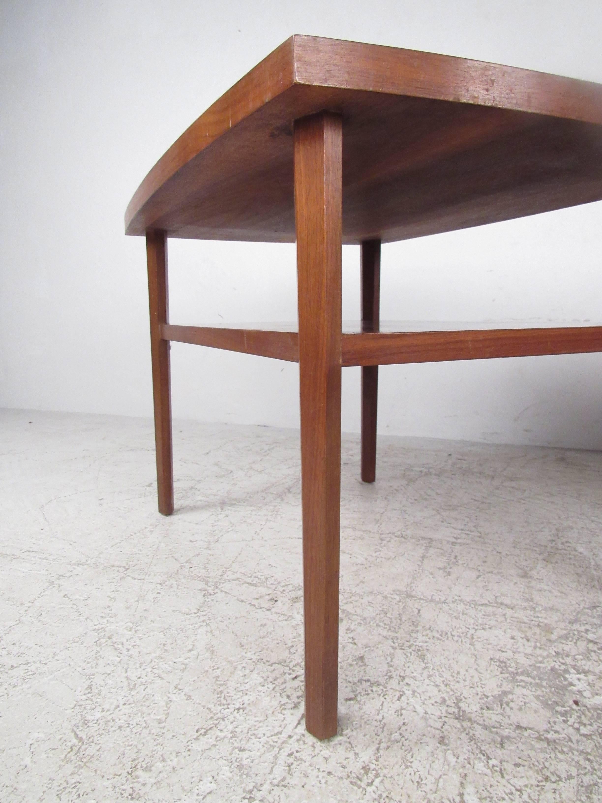Mid-20th Century Pair End Tables after George Nakashima for Widdicomb