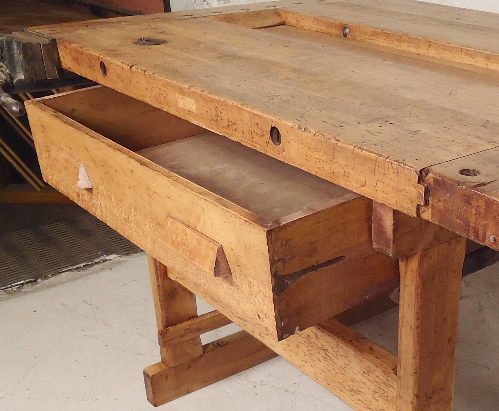 Vintage Work Bench with Vice In Distressed Condition In Brooklyn, NY