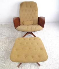 Pair of Mid-Century Modern Swivel Lounge Chairs by George Mulhauser by Plycraft
