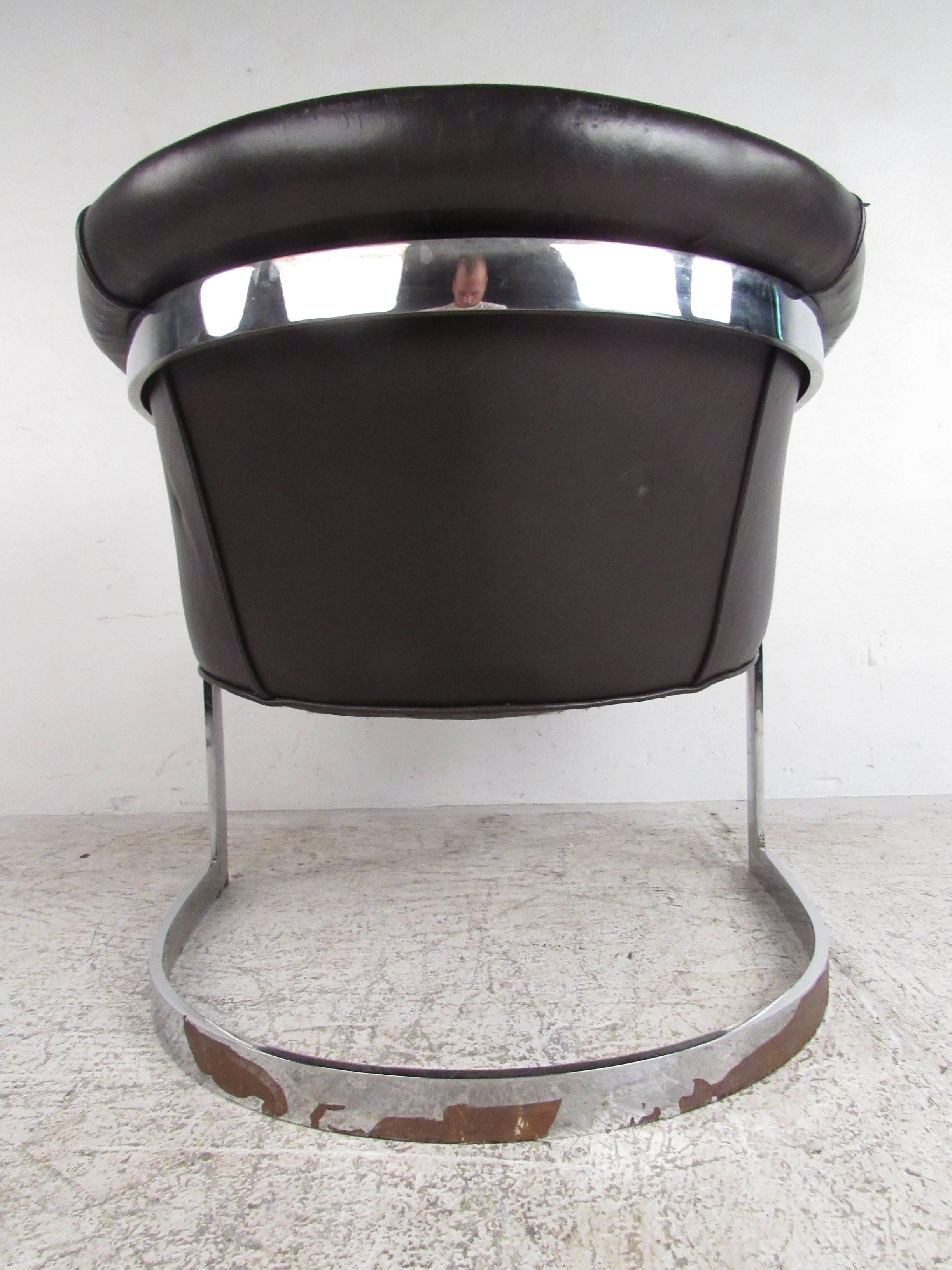 Moderner Freischwinger Vintage-Stuhl aus Leder im Vintage-Stil nach Milo Baughman im Zustand „Gut“ im Angebot in Brooklyn, NY
