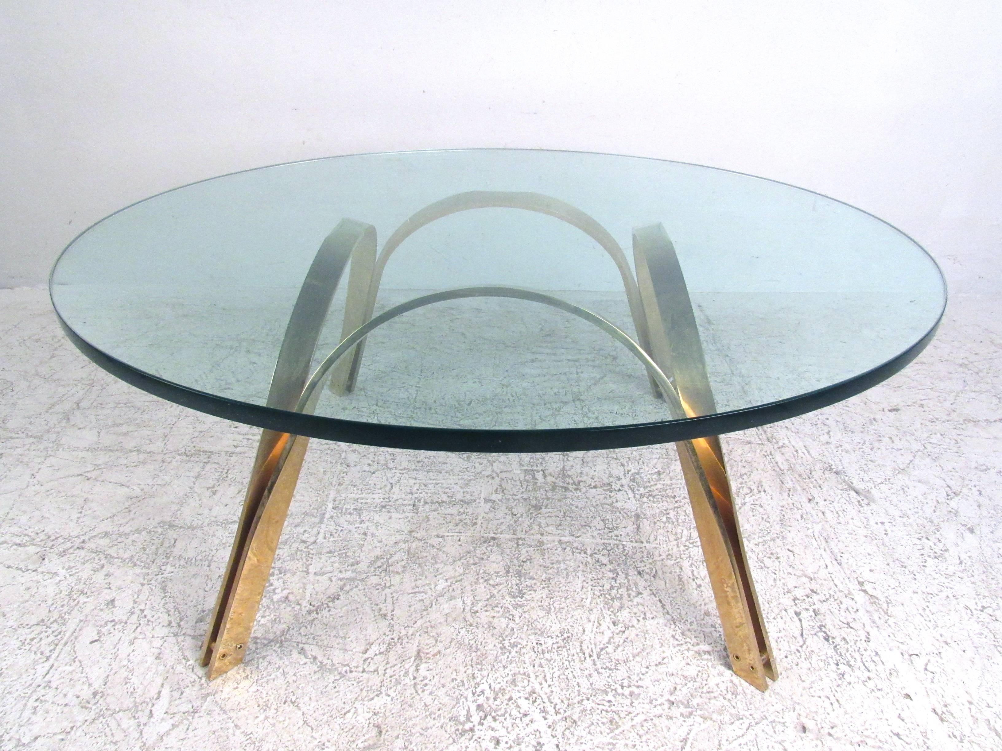 Mid-Century Modern Brass Coffee Table After Roger Sprunger for Dunbar In Good Condition In Brooklyn, NY