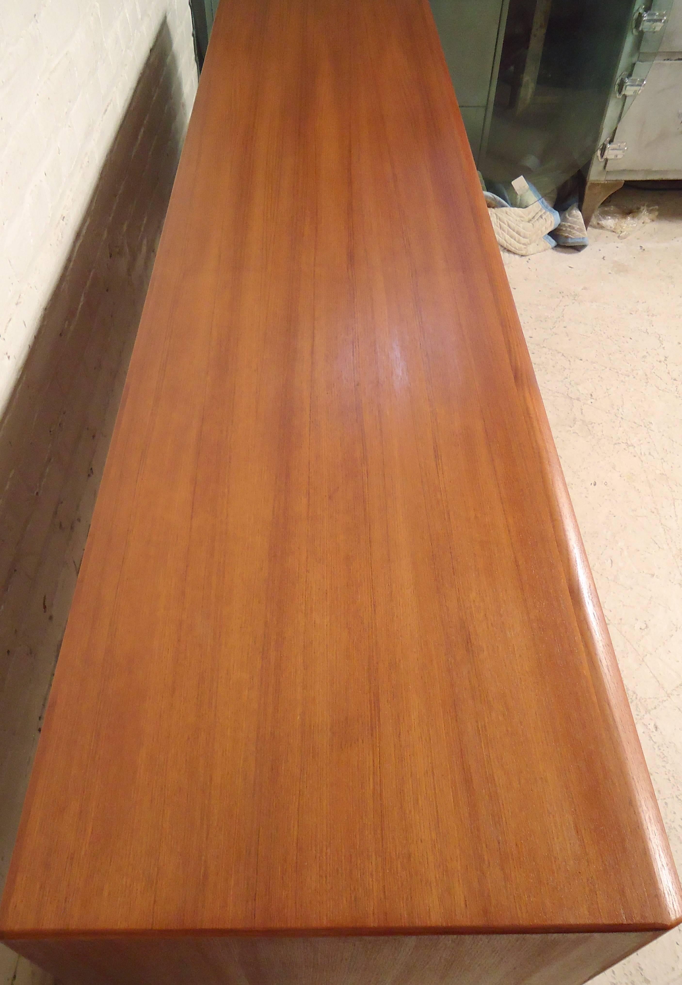 Bernhard Pedersen Teak Server In Good Condition In Brooklyn, NY