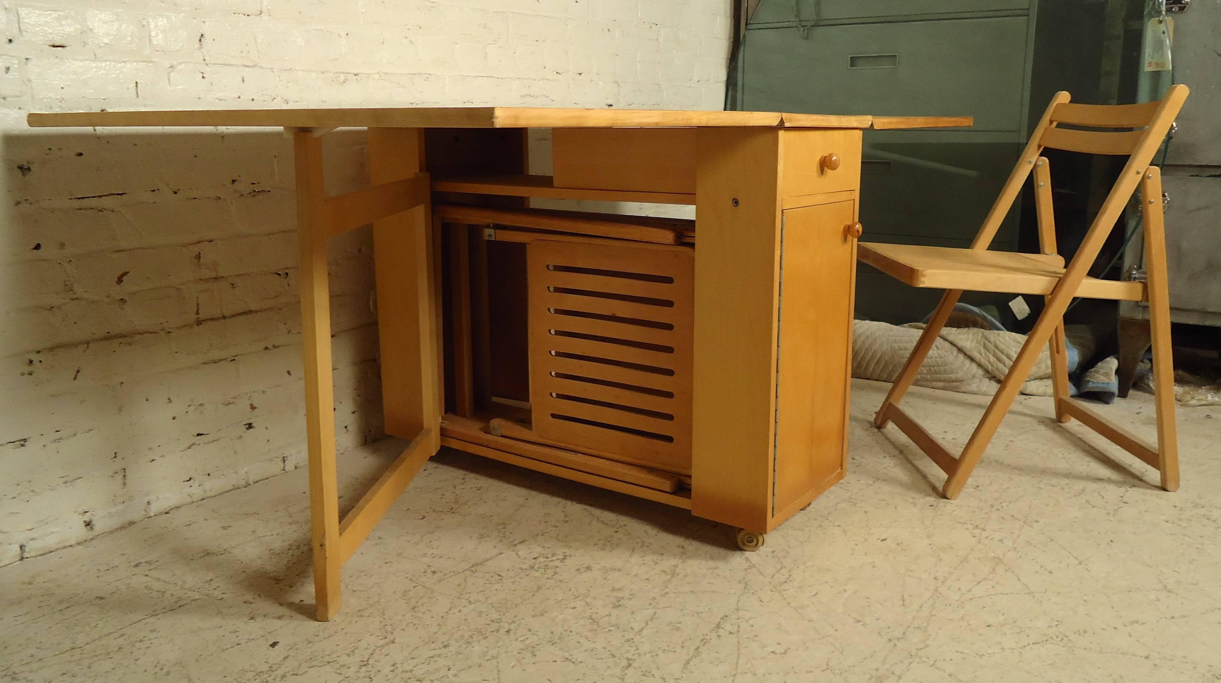 Mid-20th Century Mid-Century Modern Drop-Leaf Table with Chairs