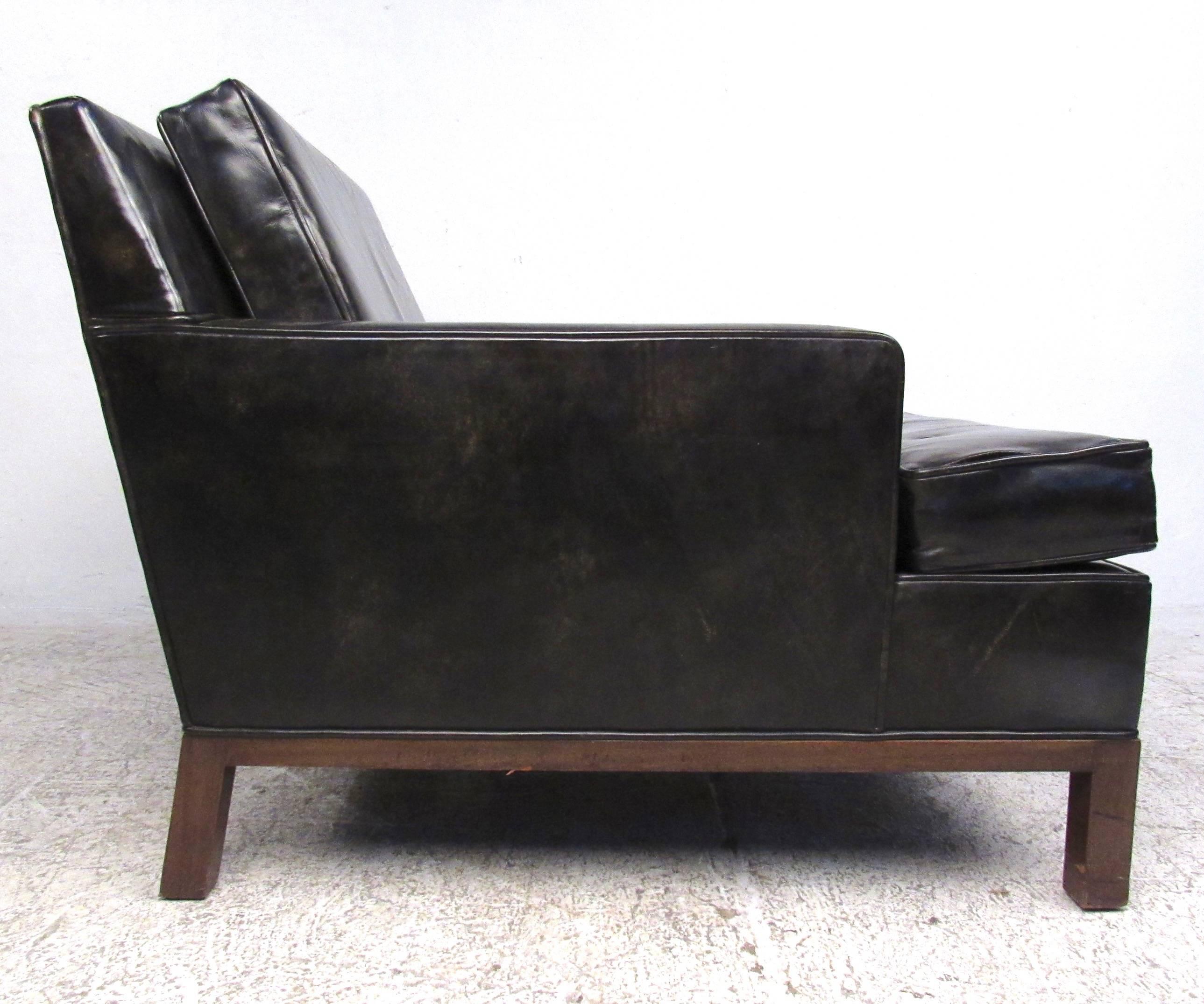Mid-Century Modern Harvey Probber Leather Club Chair