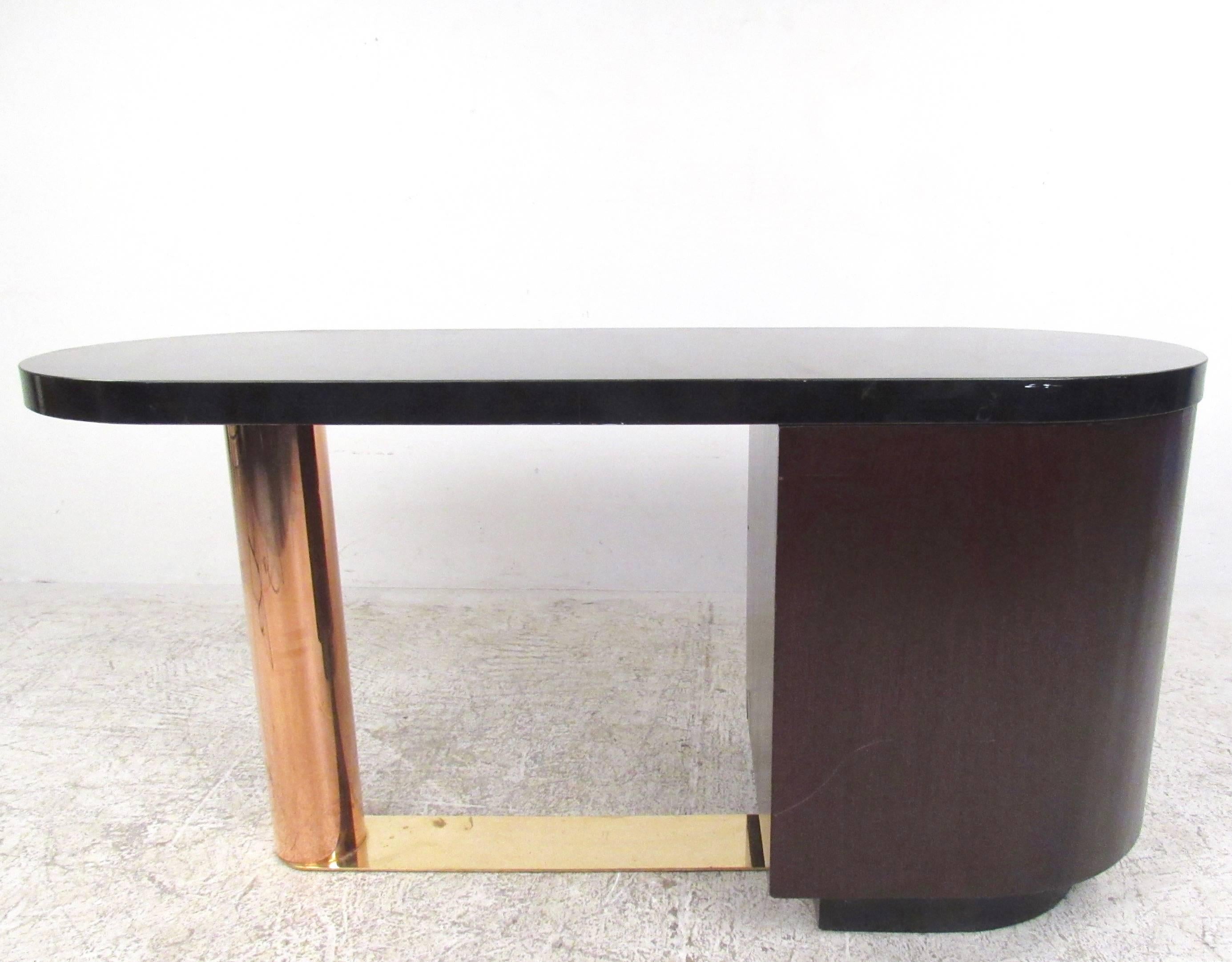 Mid-Century Modern Writing Desk in the Style of Gilbert Rohde 2