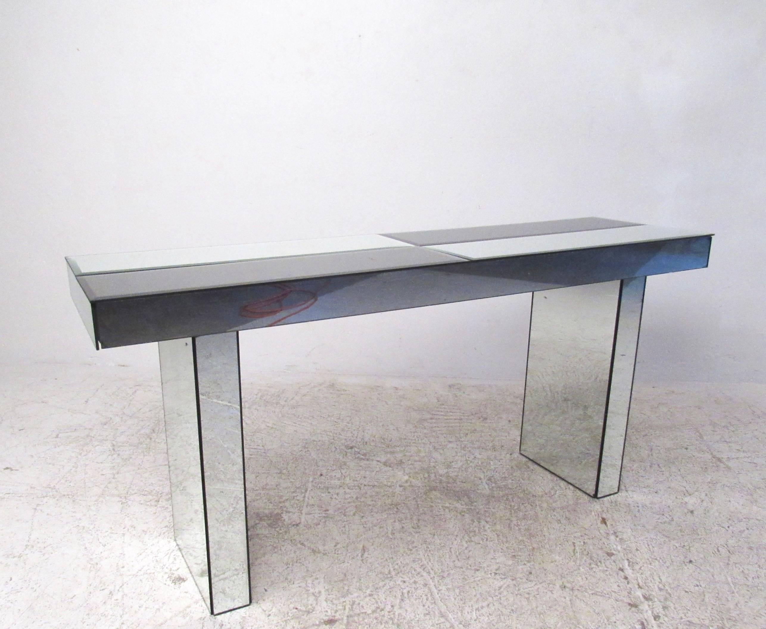 Mid-Century Modern Table console à miroir mi-siècle moderne en vente