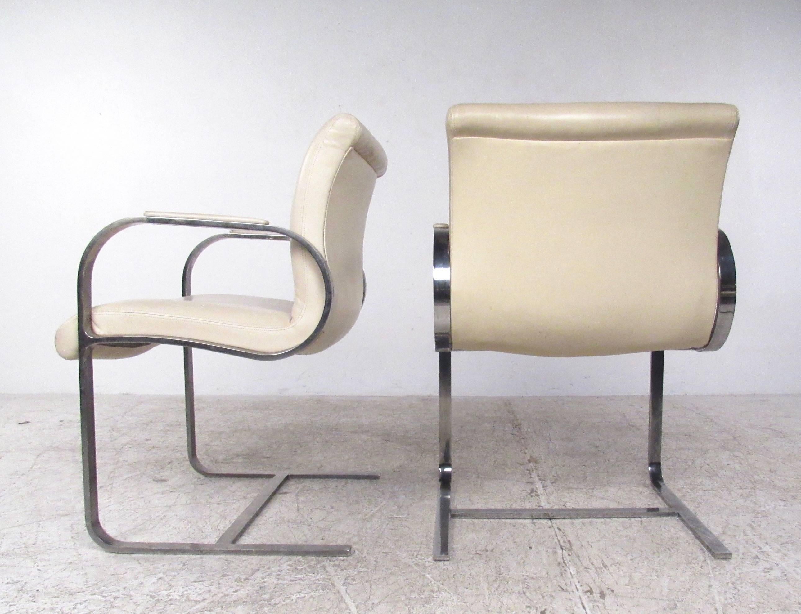 Mid-Century Modern Mies van der Rohe Brno Style Dining Chairs In Good Condition For Sale In Brooklyn, NY