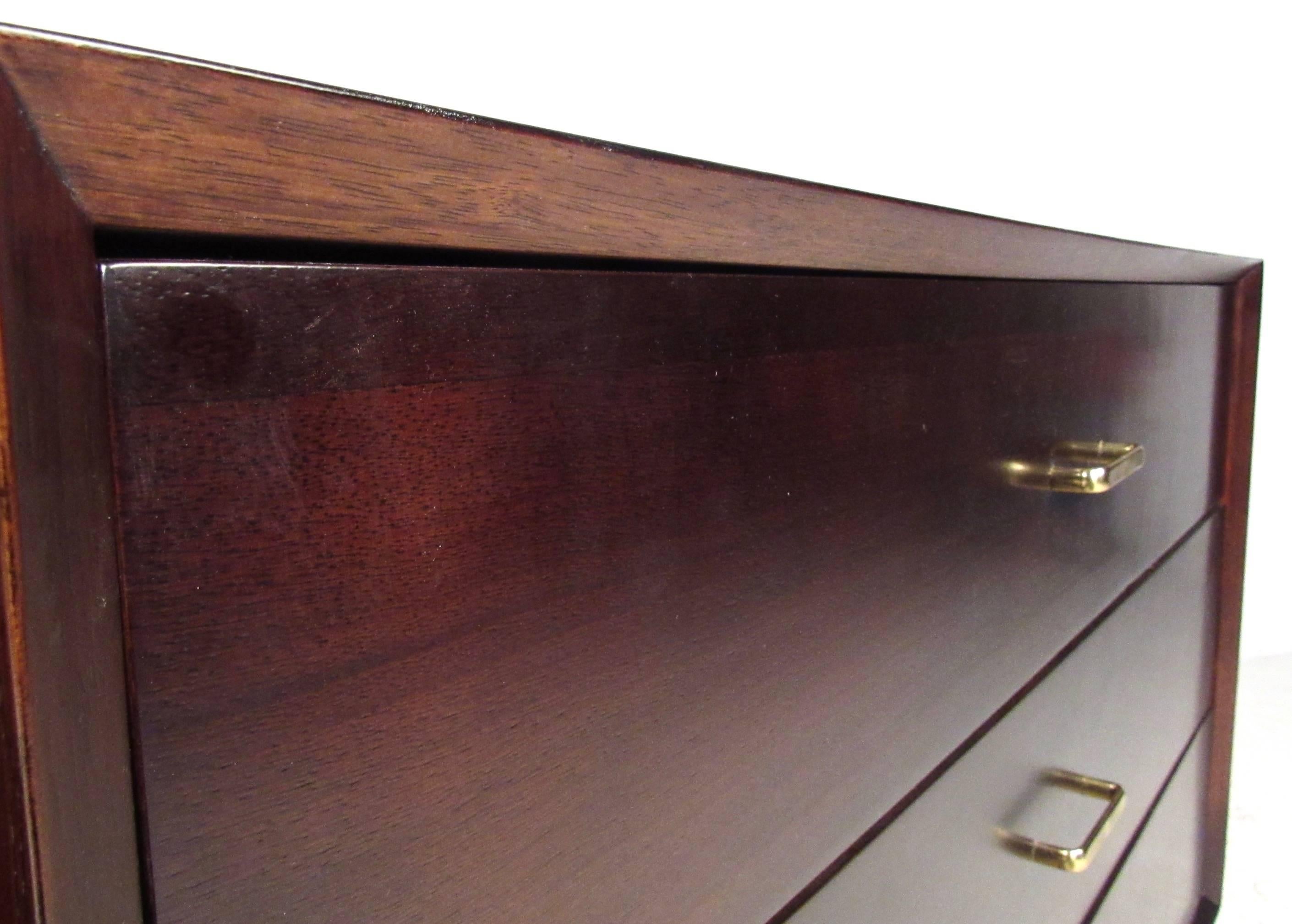 Mid-20th Century Pair of Vintage Modern Mahogany Bachelor's Chests