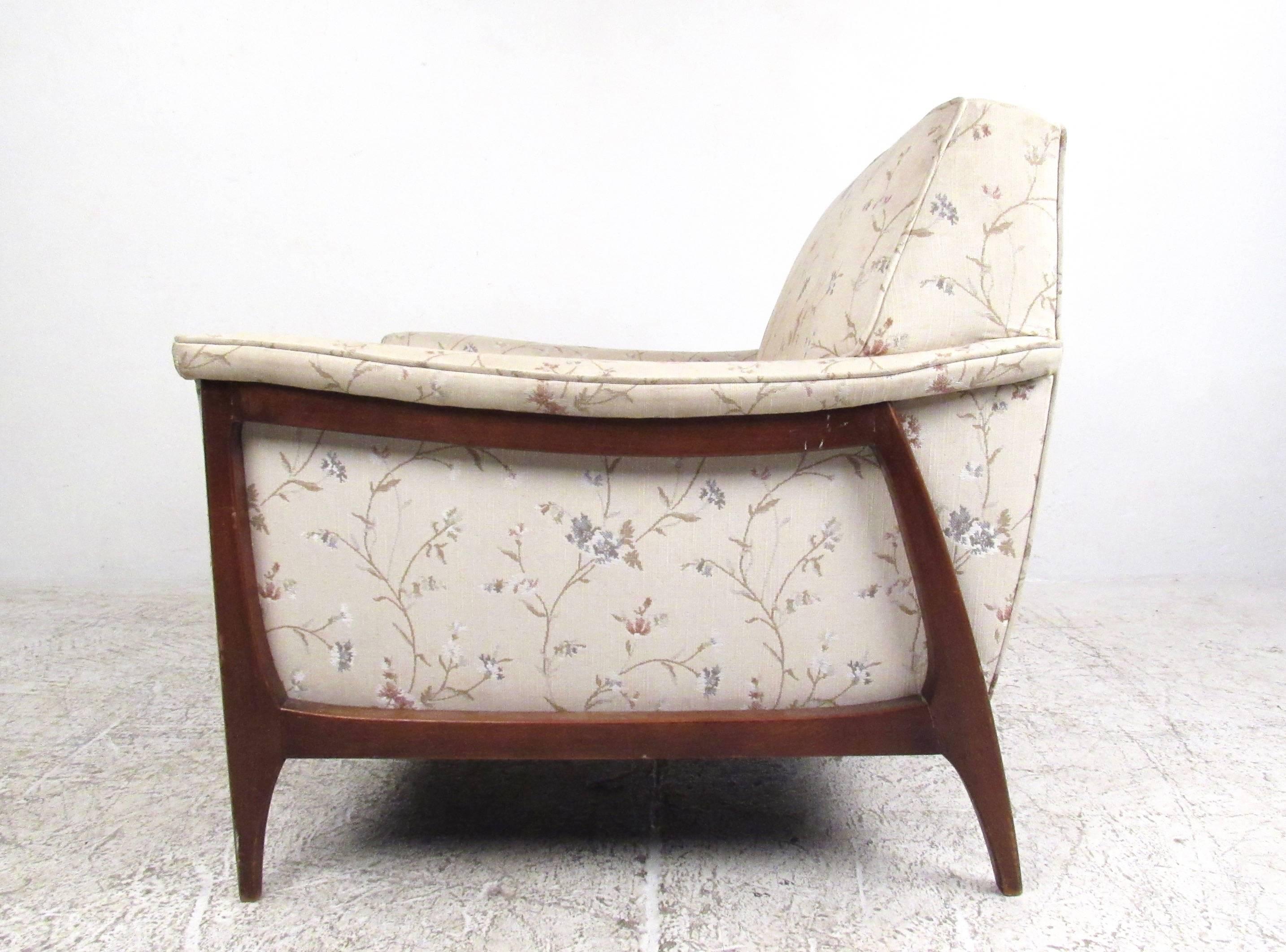 Mid-Century Modern Adrian Pearsall Style Walnut Lounge Chair In Good Condition In Brooklyn, NY