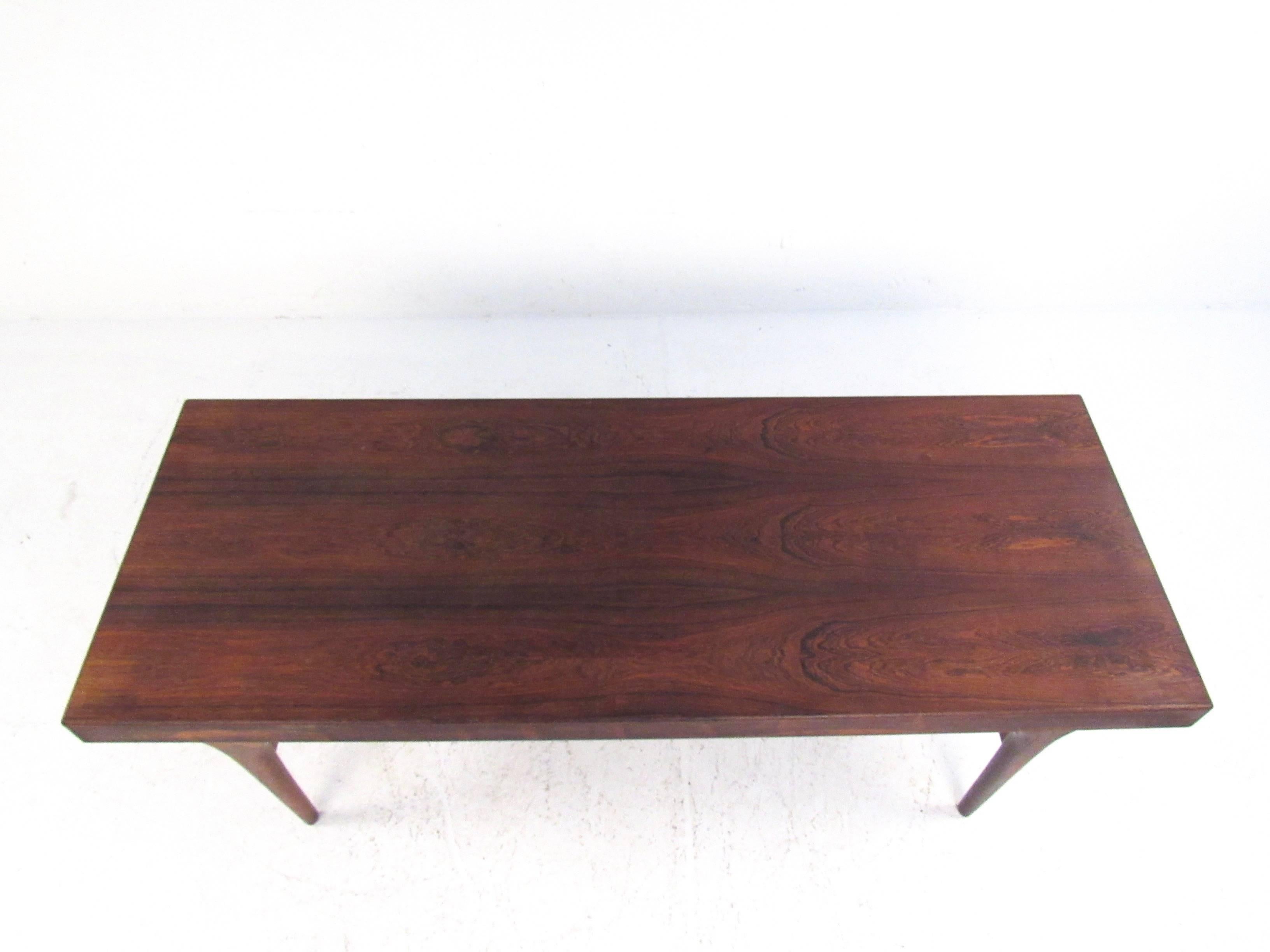 Draw Leaf Rosewood Coffee Table by Johannes Andersen For Sale 1