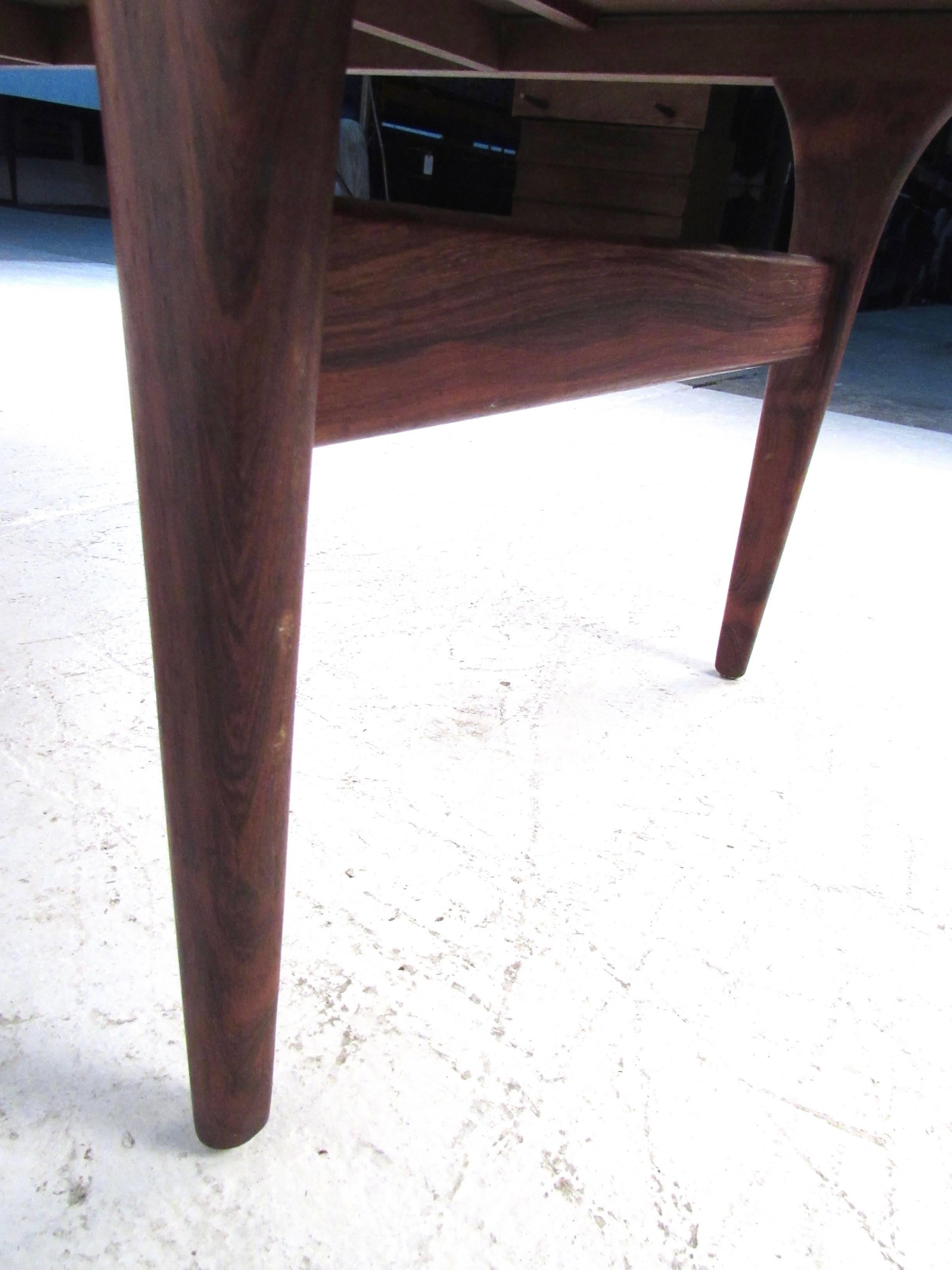 Draw Leaf Rosewood Coffee Table by Johannes Andersen For Sale 3