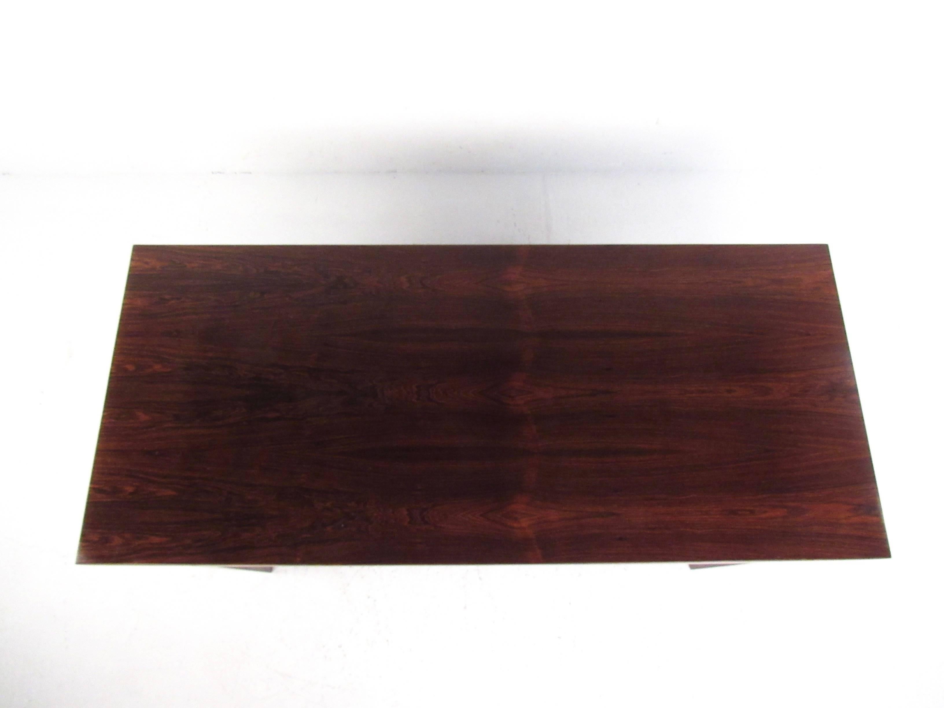 Danish Modern Rosewood Coffee Table by Severin Hansen For Sale 1