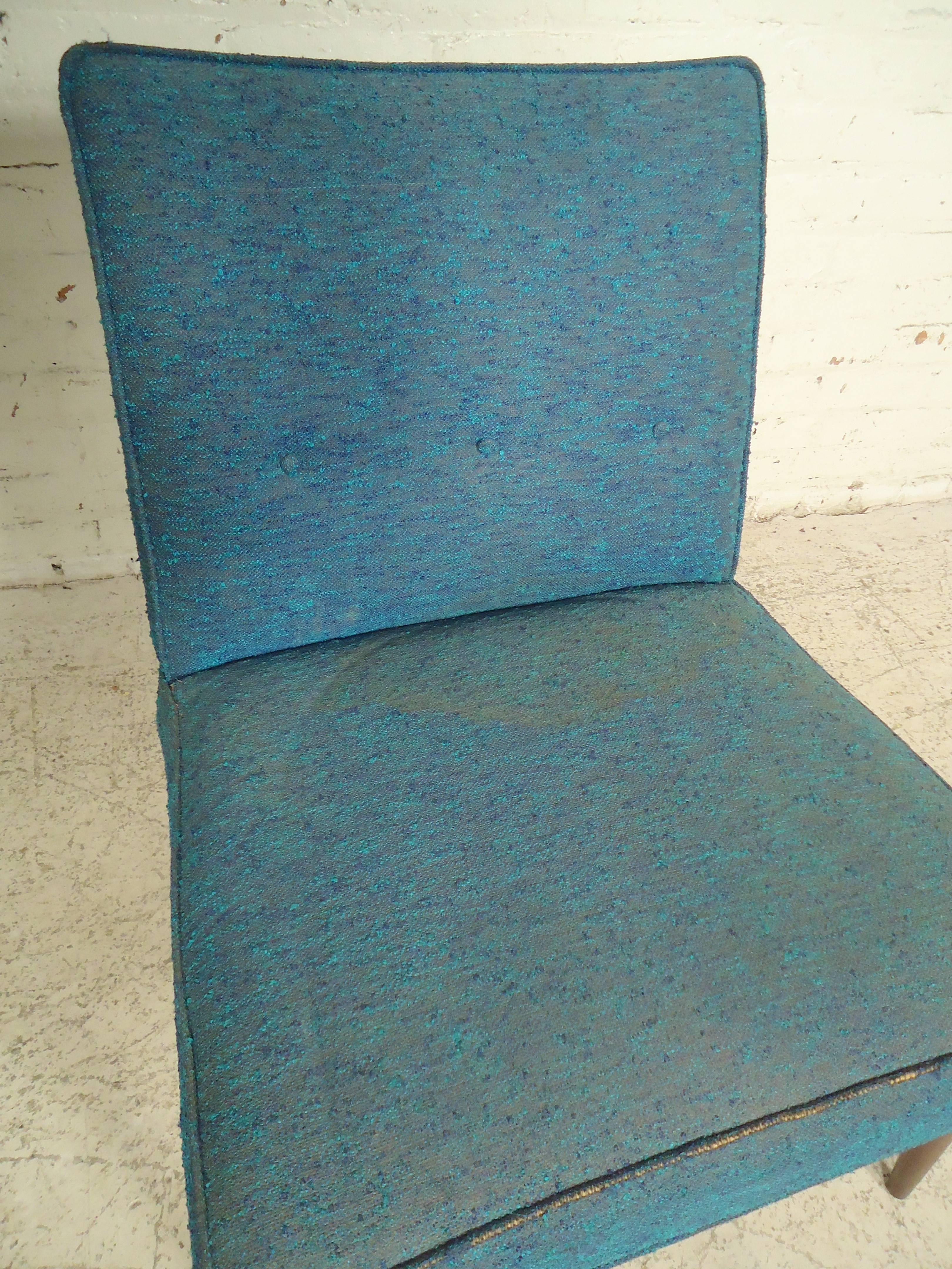 Eames Era Slipper Chair by Kroehler 1