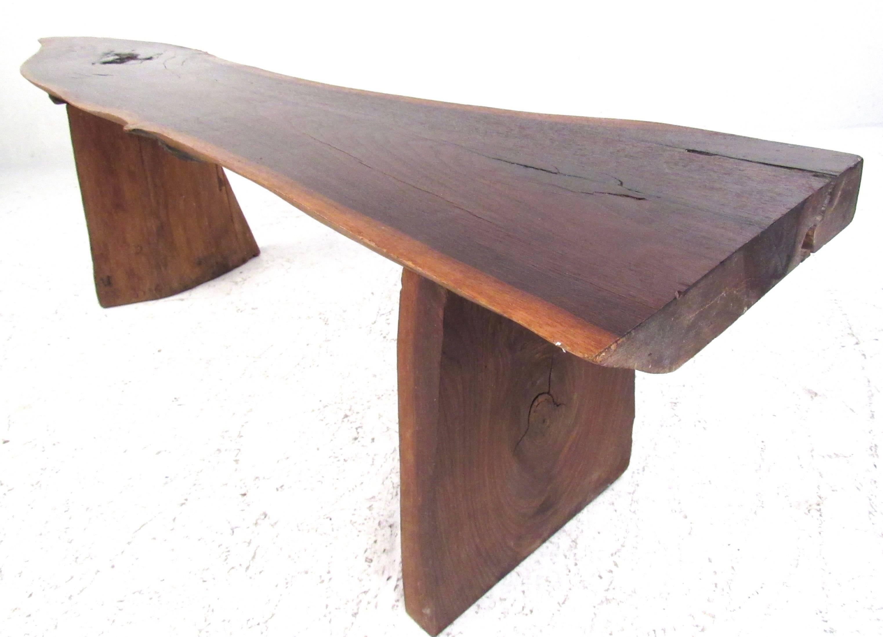 Mid-Century Rustic Tree Slab Bench in the Style of Phillip Lloyd Powell In Good Condition In Brooklyn, NY