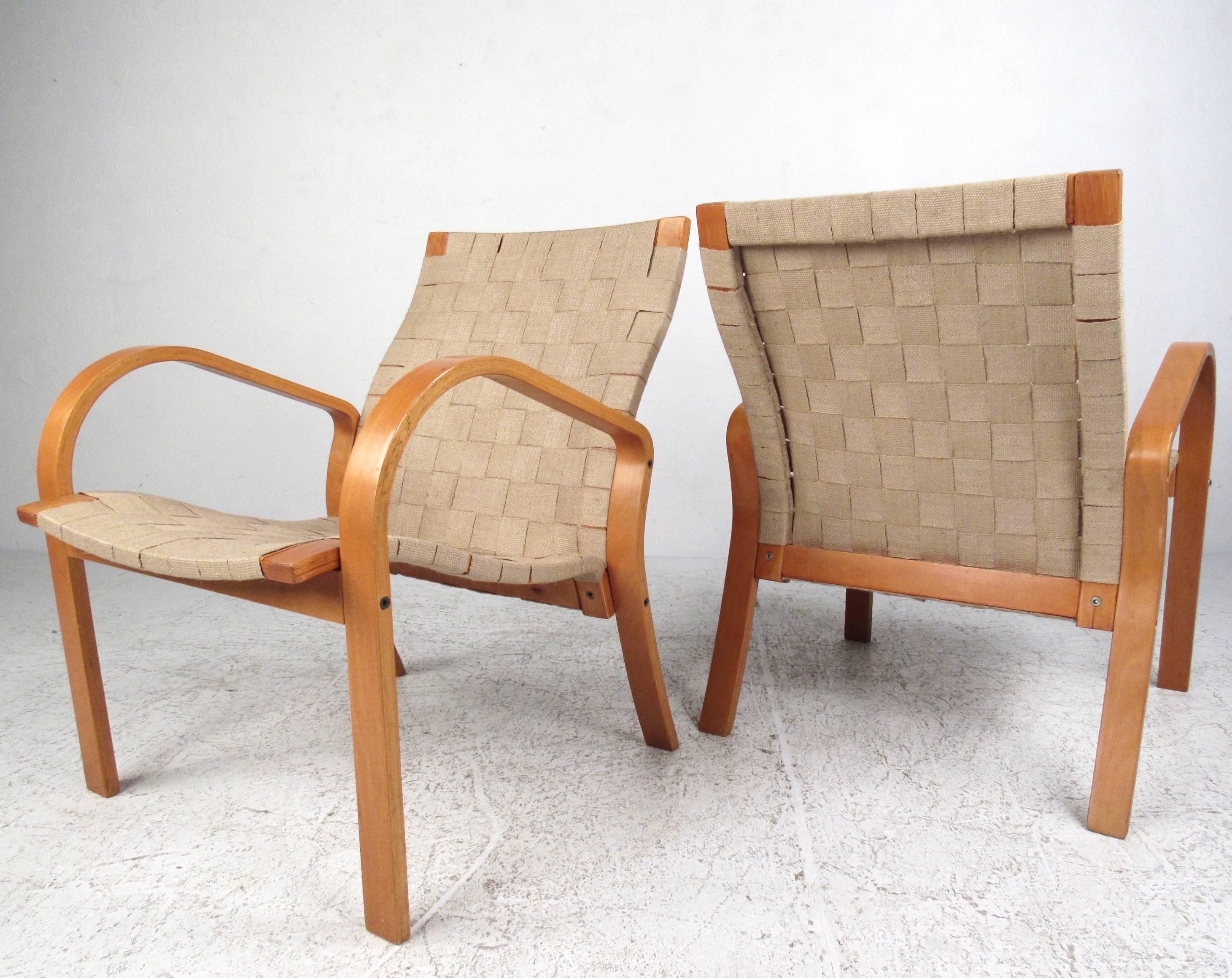 Pair of Vintage Alvar Aalto Style Linen Strap Armchairs In Good Condition In Brooklyn, NY