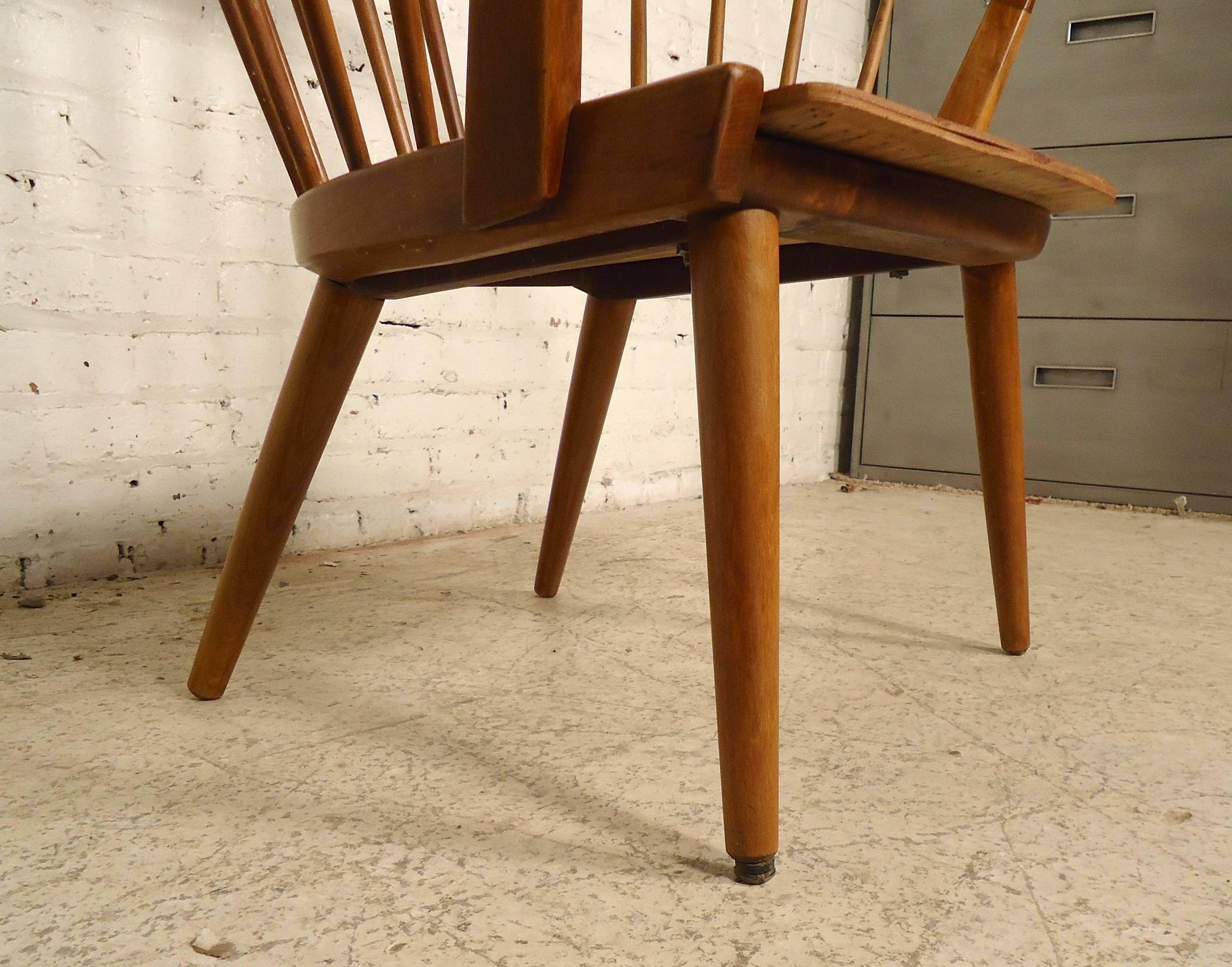 Danish Modern Barrel Back Chair in the Style of Hans Wegner In Good Condition In Brooklyn, NY