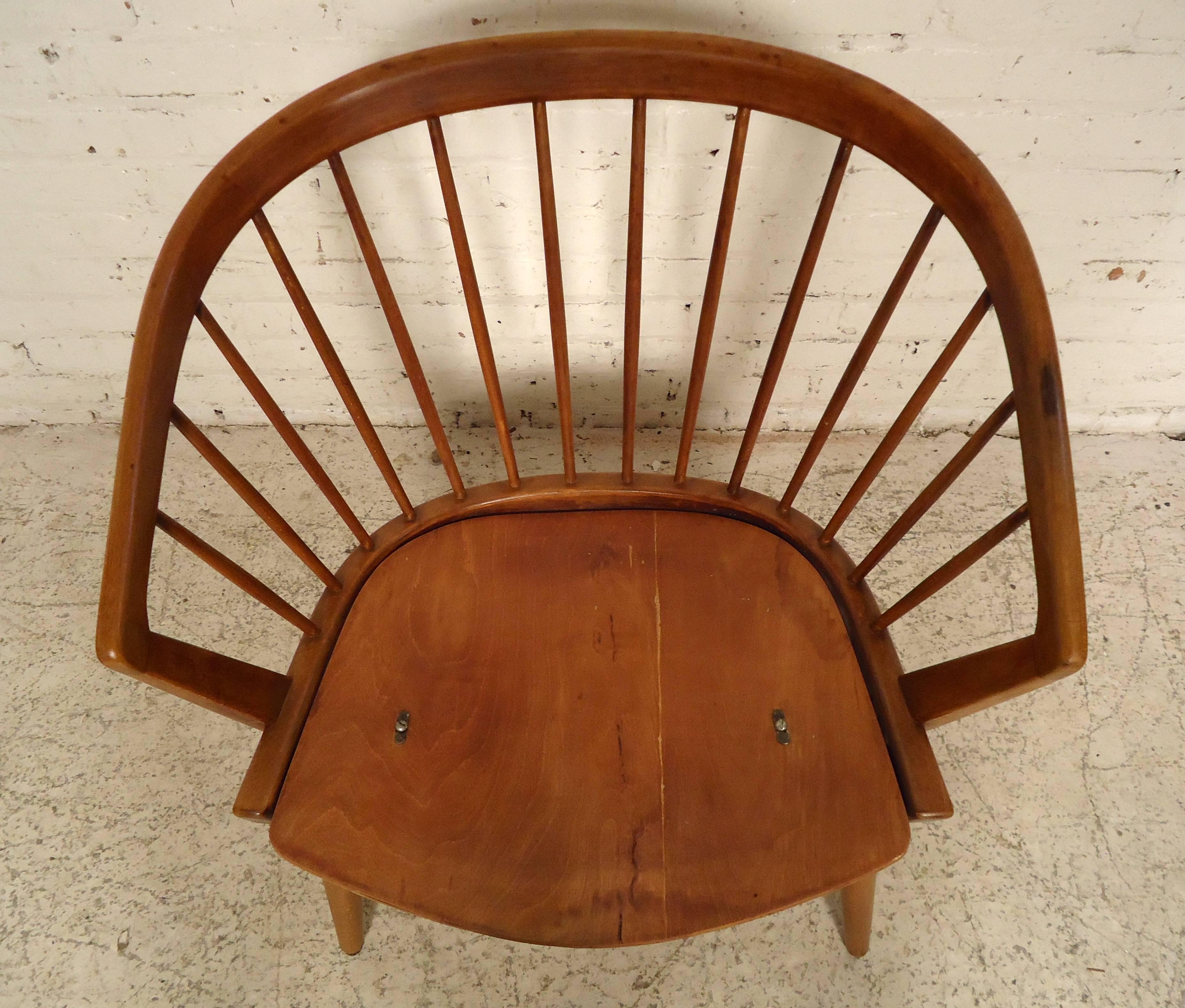Danish Modern Barrel Back Chair in the Style of Hans Wegner 1
