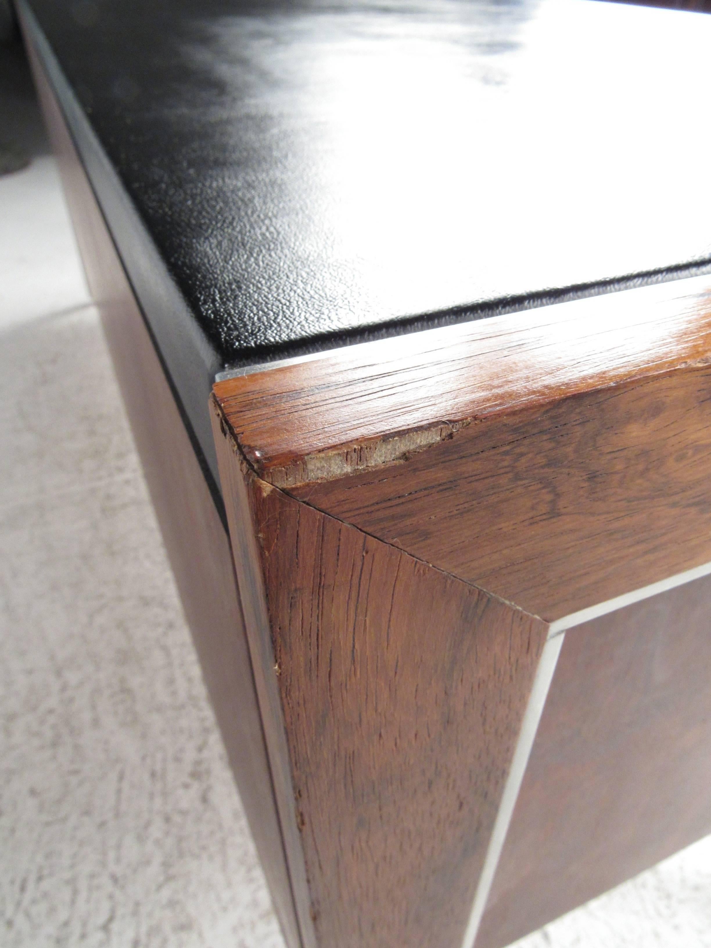 Herman Miller Office Credenza in Rosewood with Leather Top In Good Condition In Brooklyn, NY