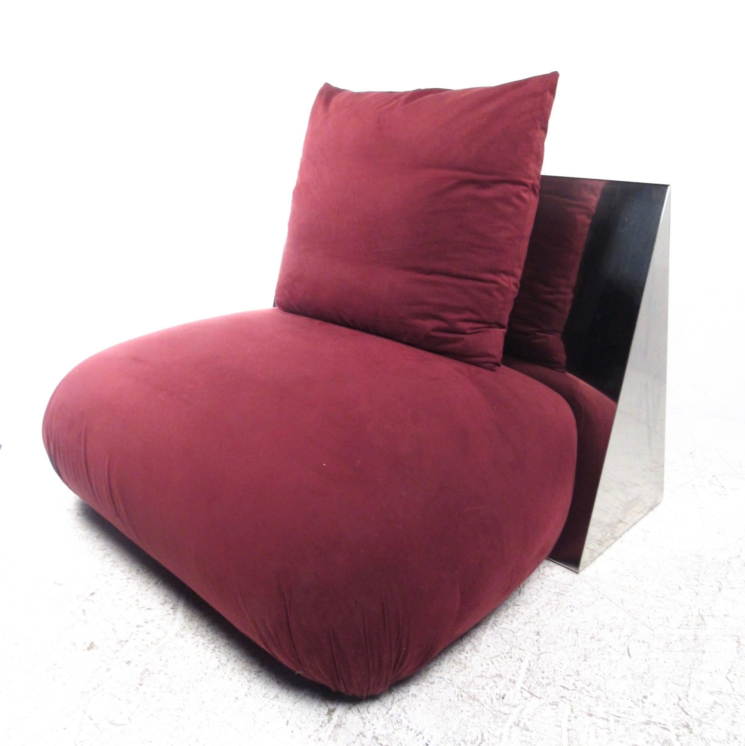 20th Century Modern Decorator Slipper Chair For Sale