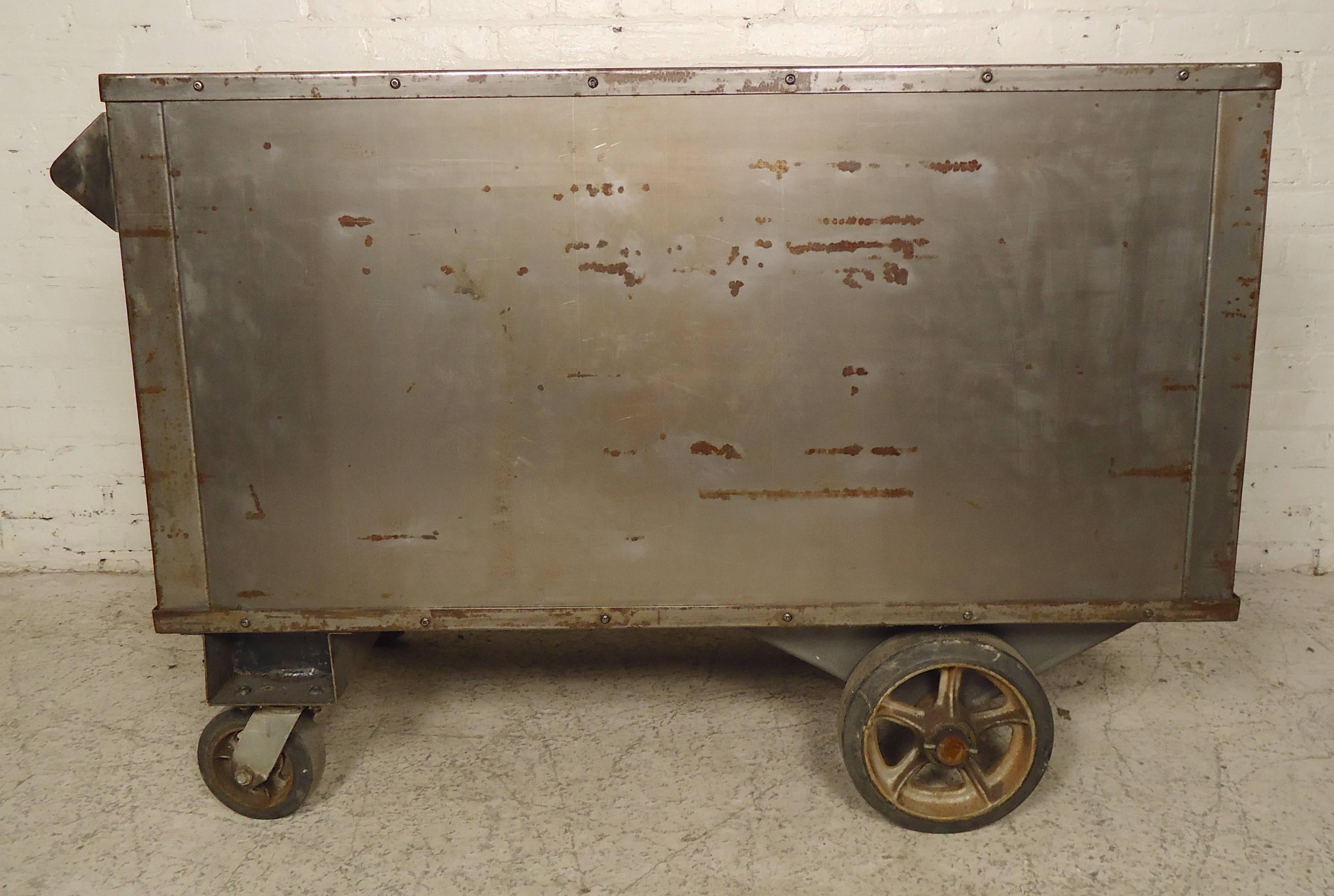 Heavy Duty Industrial Factory Cart 2