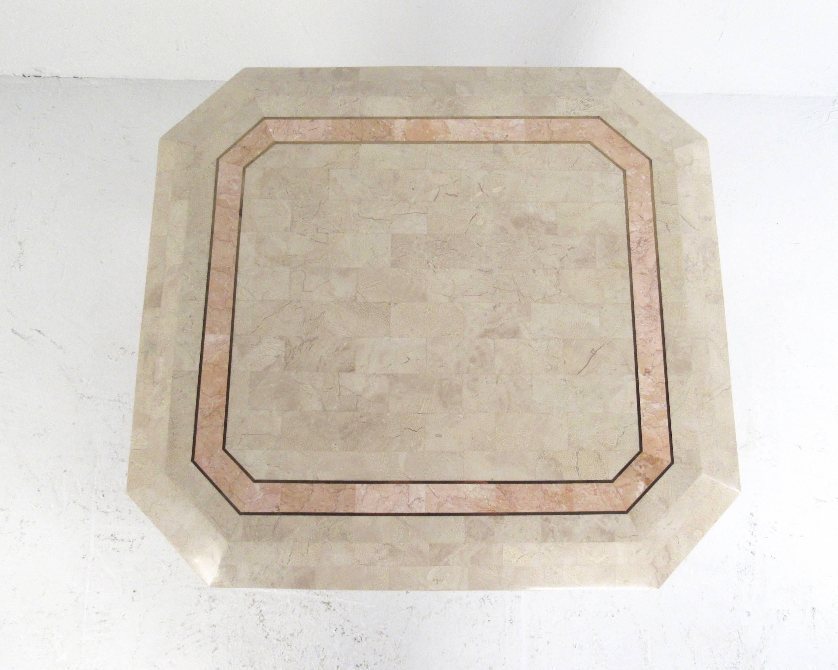20ième siècle Table d'extrémité en pierre tessellée d'après Maitland Smith en vente